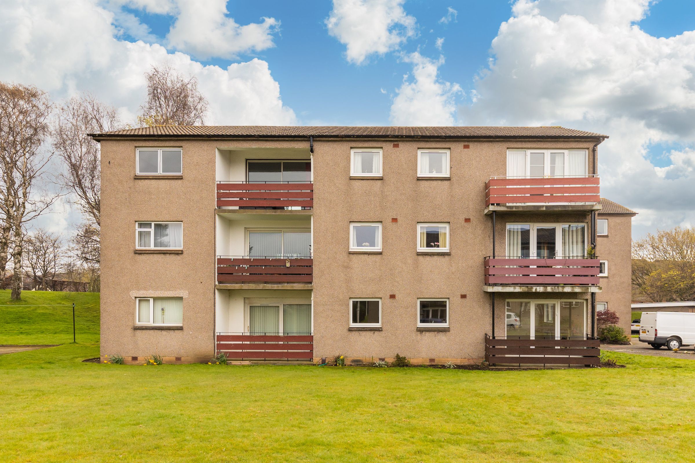 2 bed flat for sale in 36/1 West Craigs Crescent, Edinburgh EH12 Zoopla