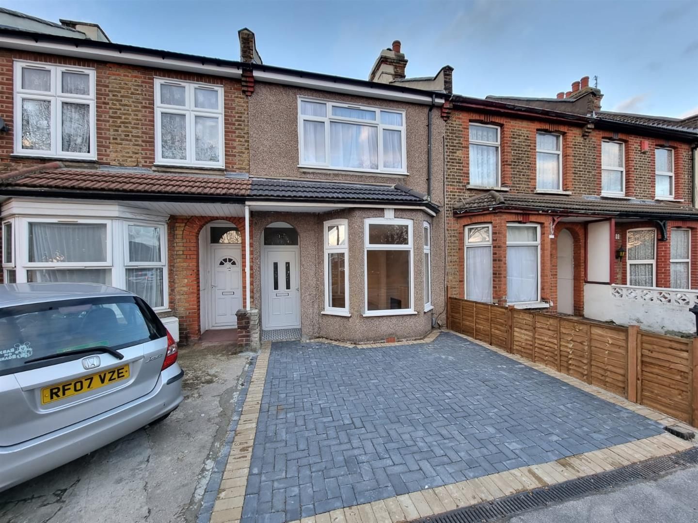 3 bed terraced house for sale in Meads Lane, Seven Kings, Ilford IG3