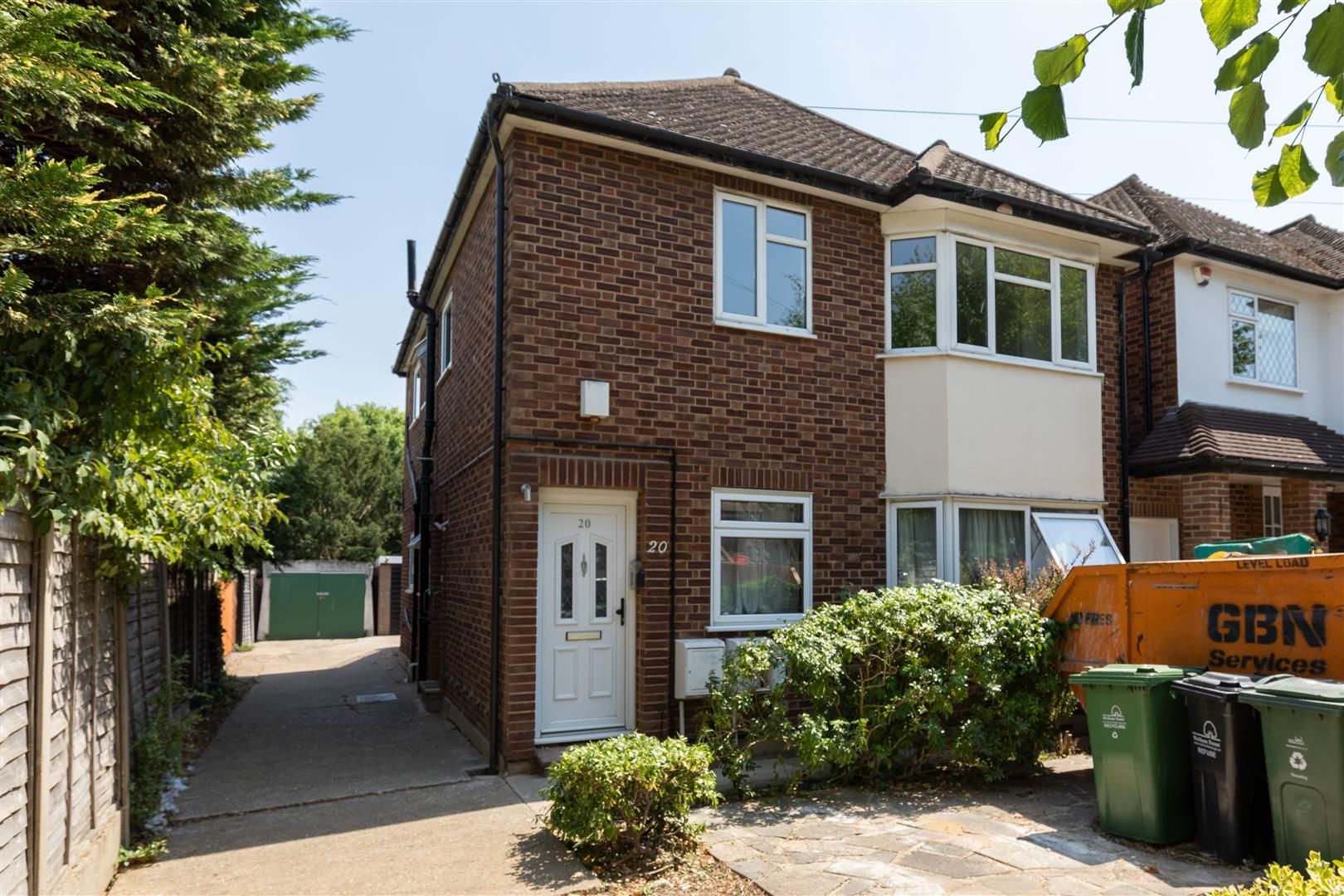 2 bed flat to rent in Farnley Road, London E4 Zoopla