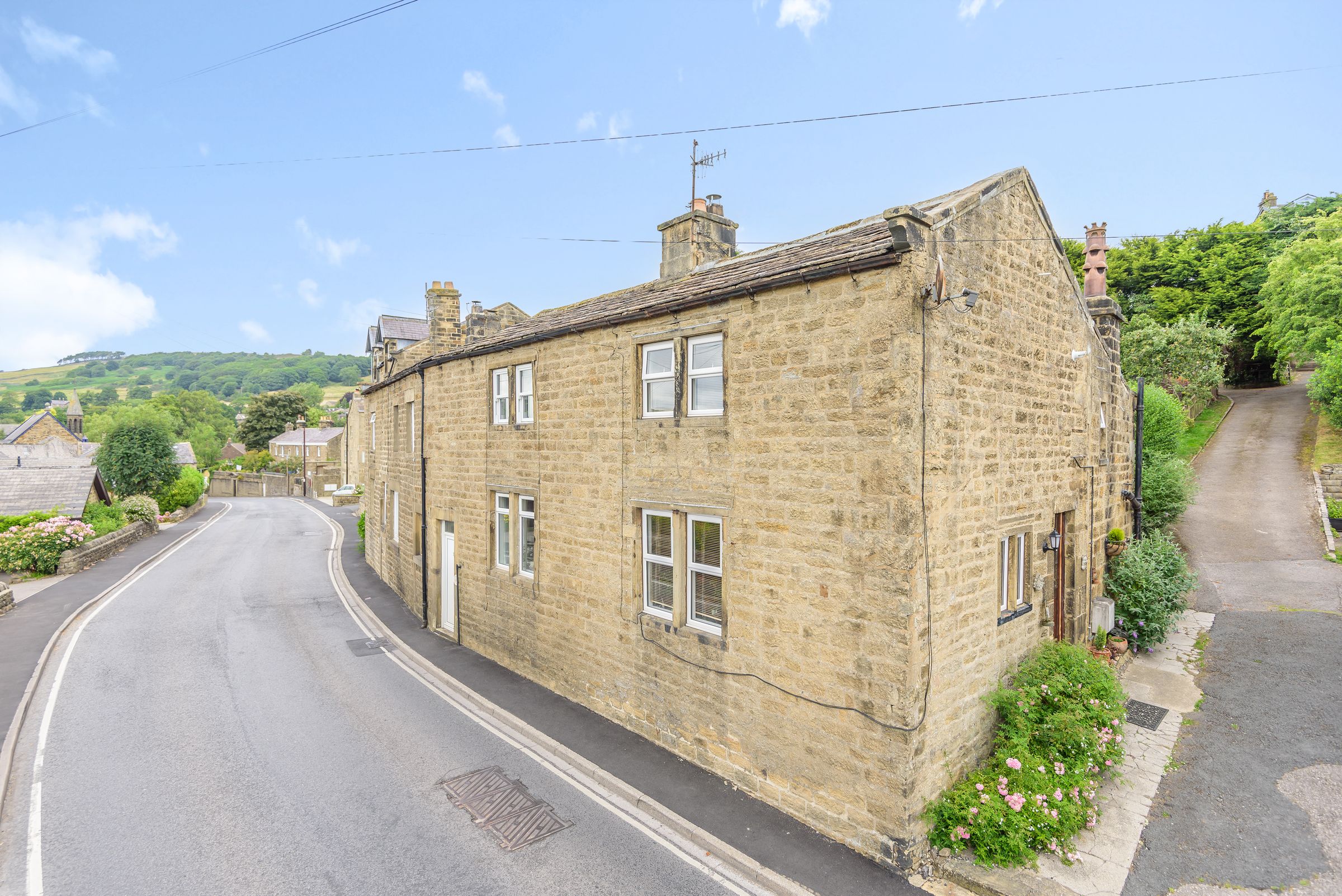2 bed end terrace house for sale in Ripon Road, Pateley Bridge