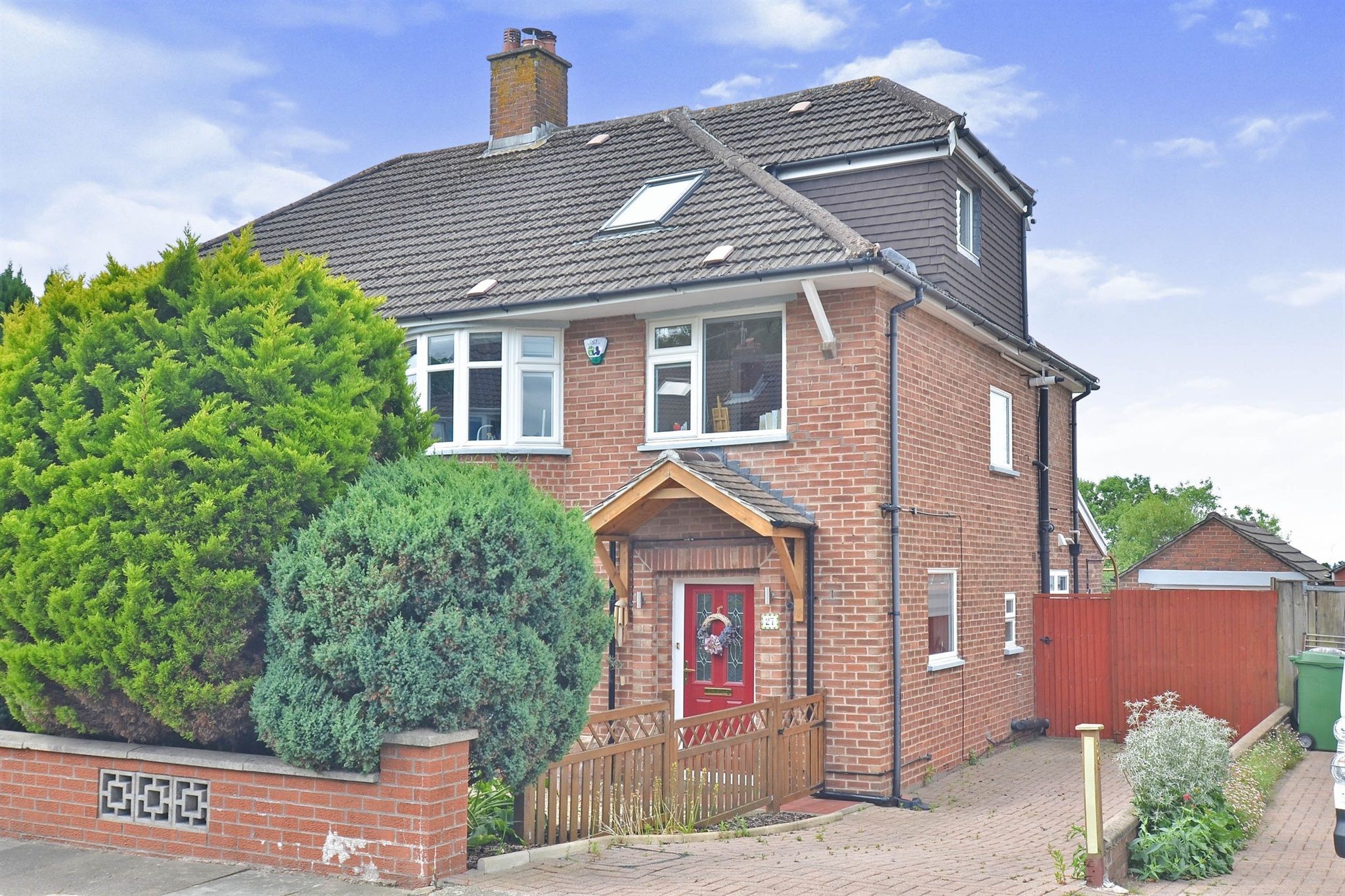 4 bed semidetached house for sale in Everest Avenue, Llanishen