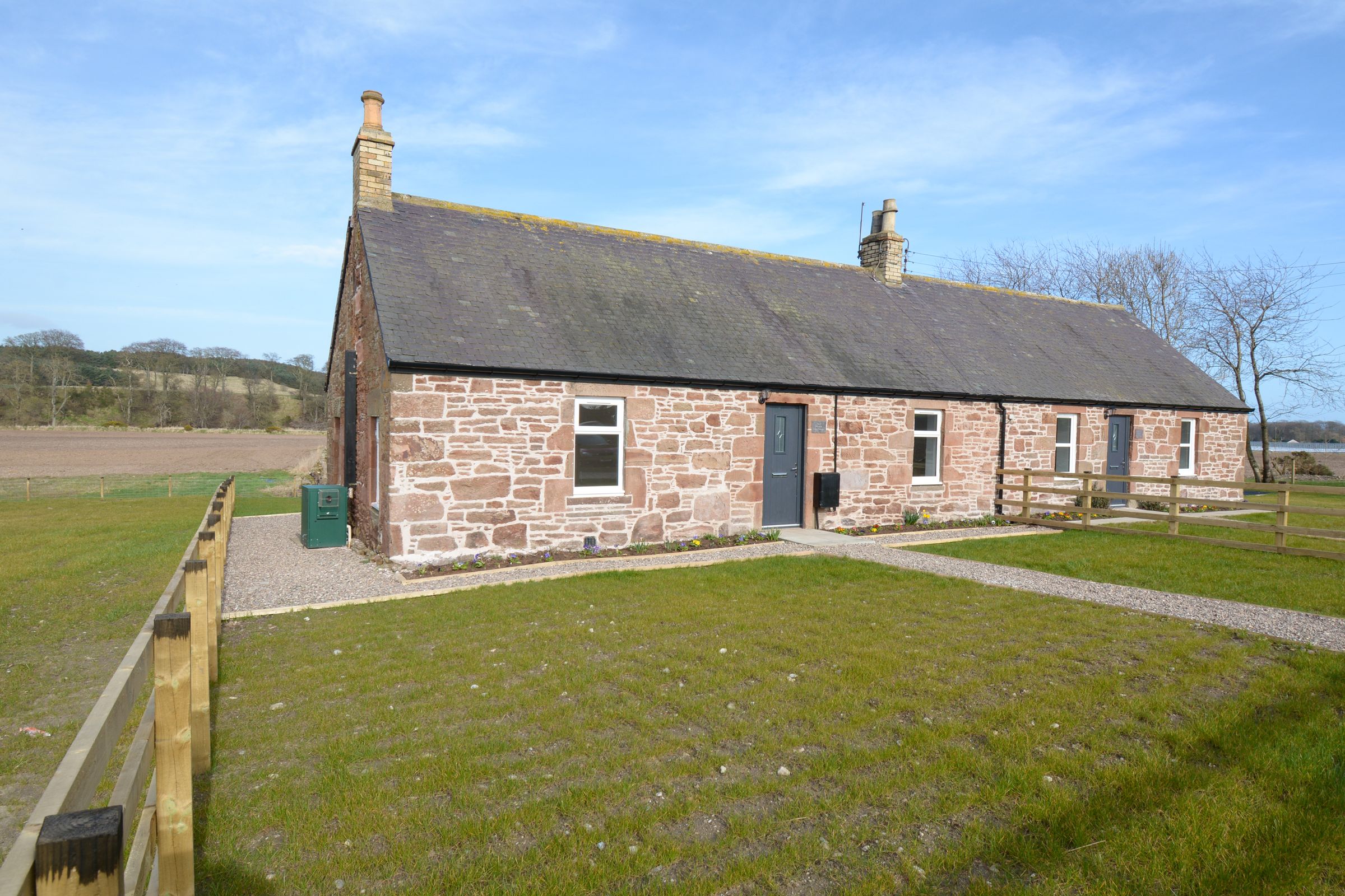 2 bed cottage for sale in Inverkeilor, Arbroath DD11 Zoopla