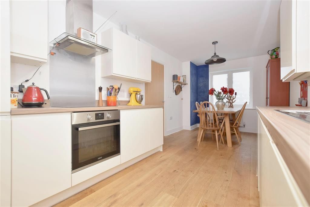 North Mead, Chichester, West Sussex PO19