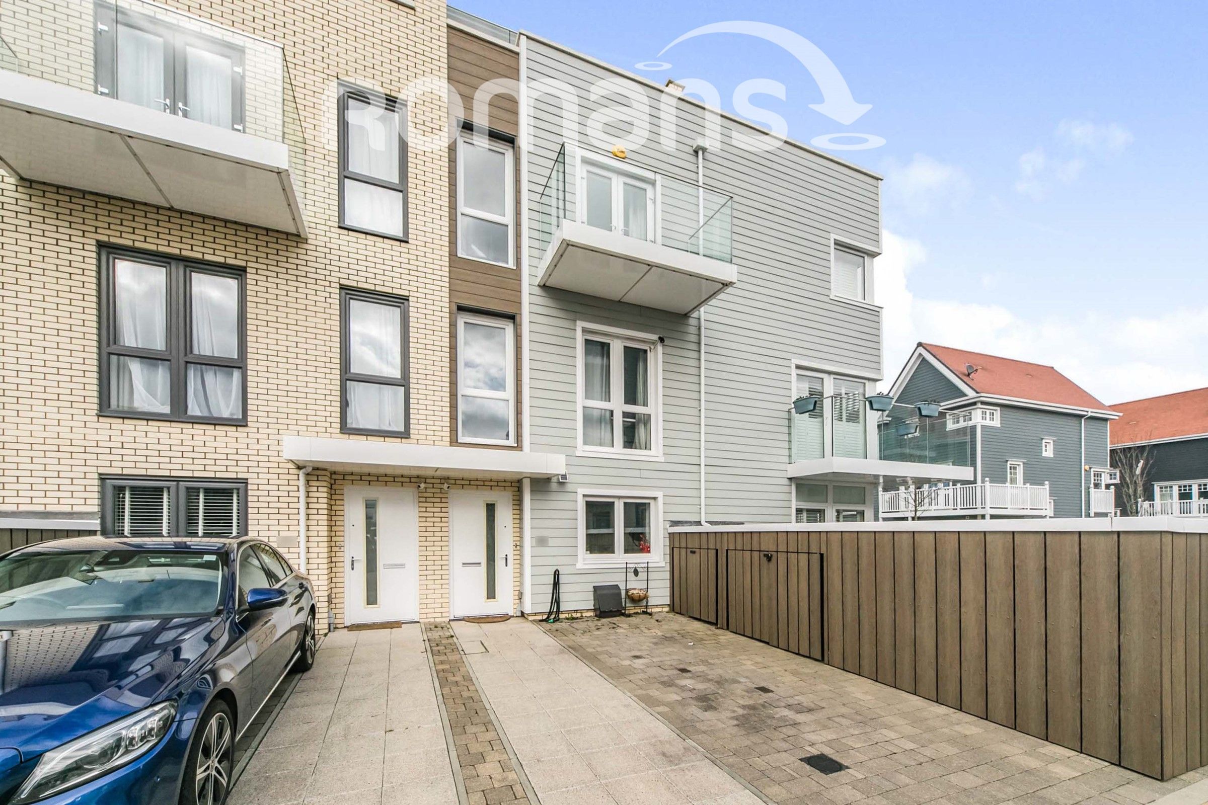 4 bed town house to rent in Champlain Street, Reading RG2 Zoopla