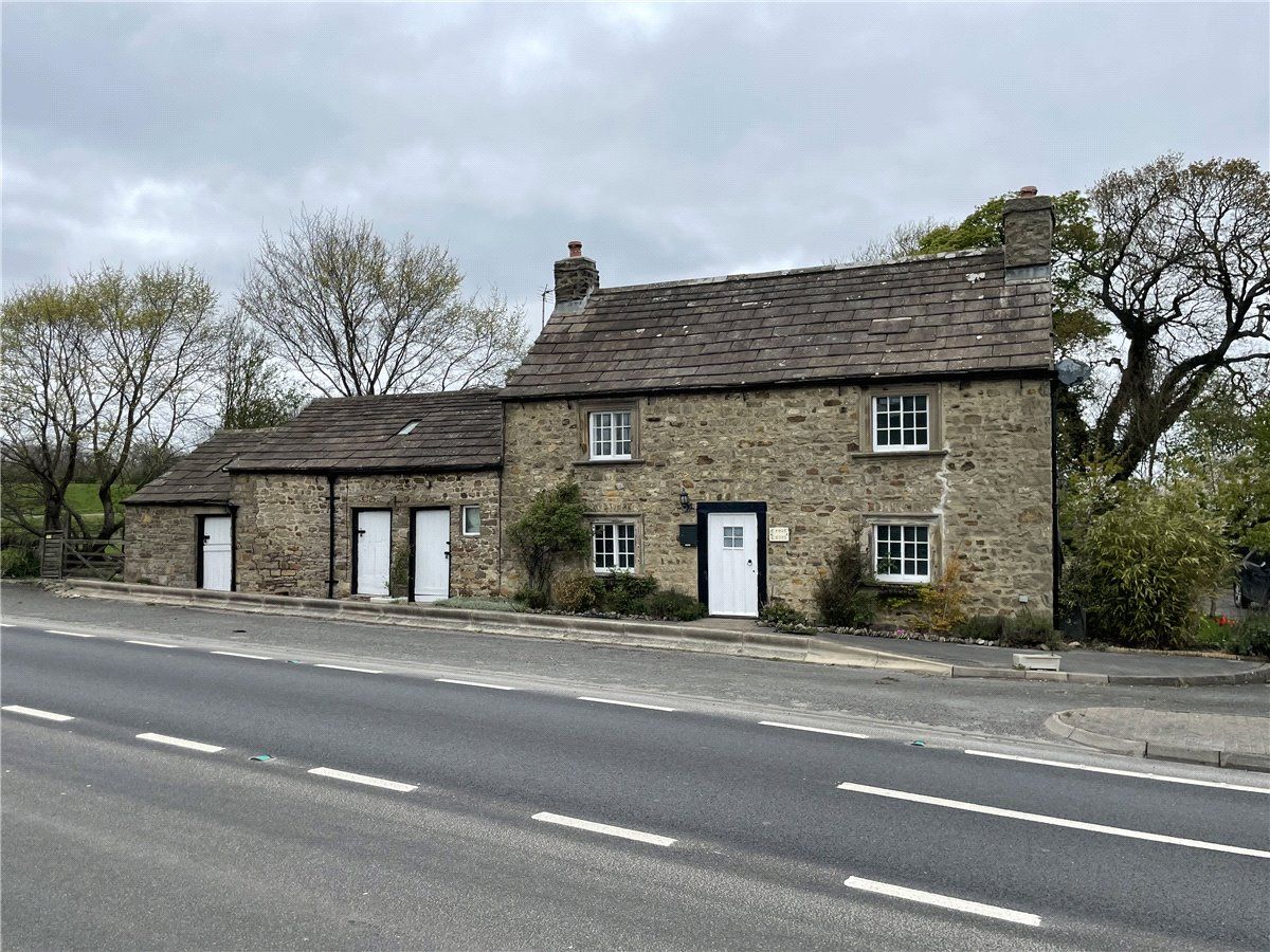 3 bed detached house to rent in Cross Lanes, Barnard Castle, Durham