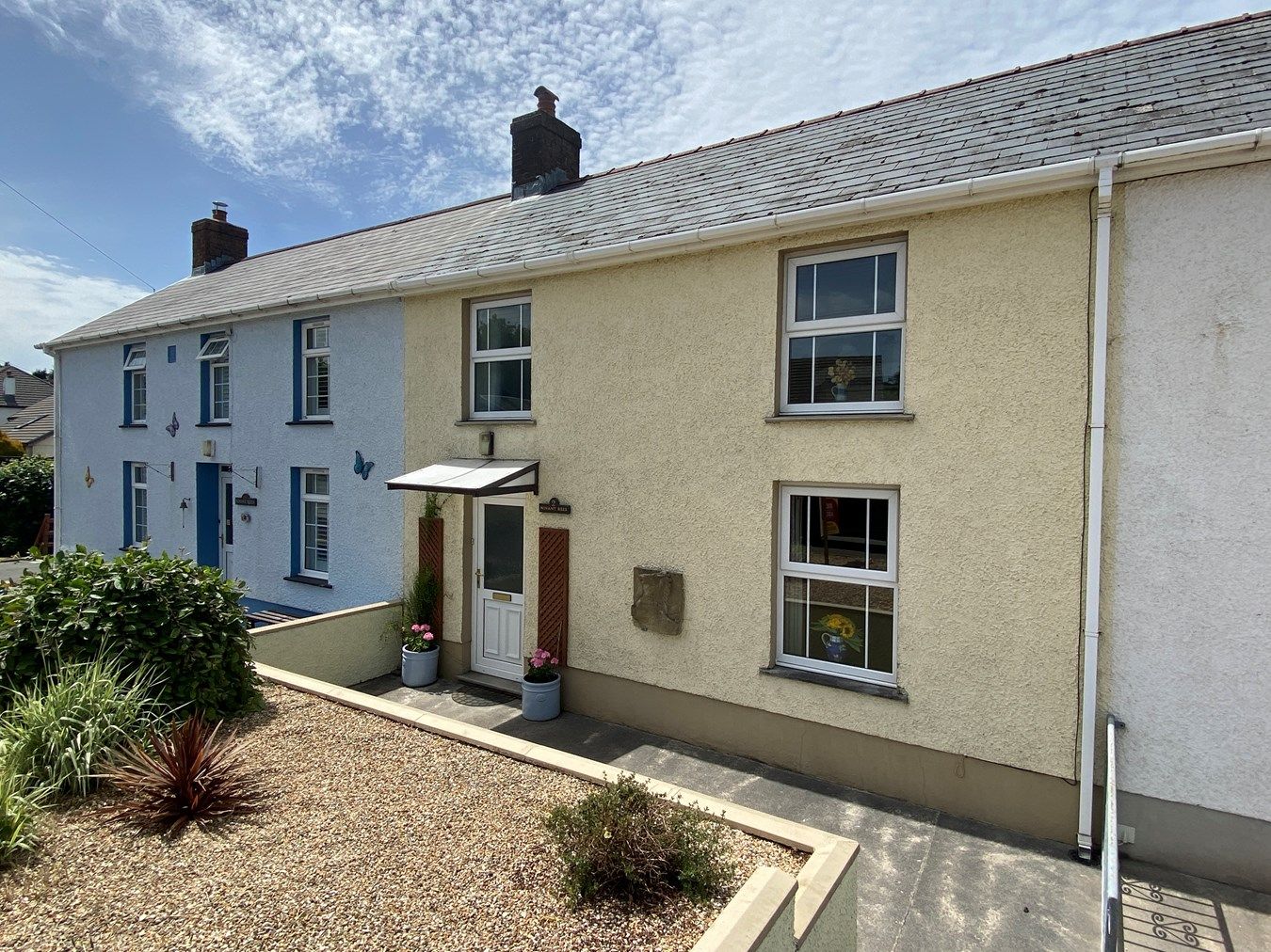 3 bed terraced house for sale in Llanllwni, Pencader SA39 Zoopla