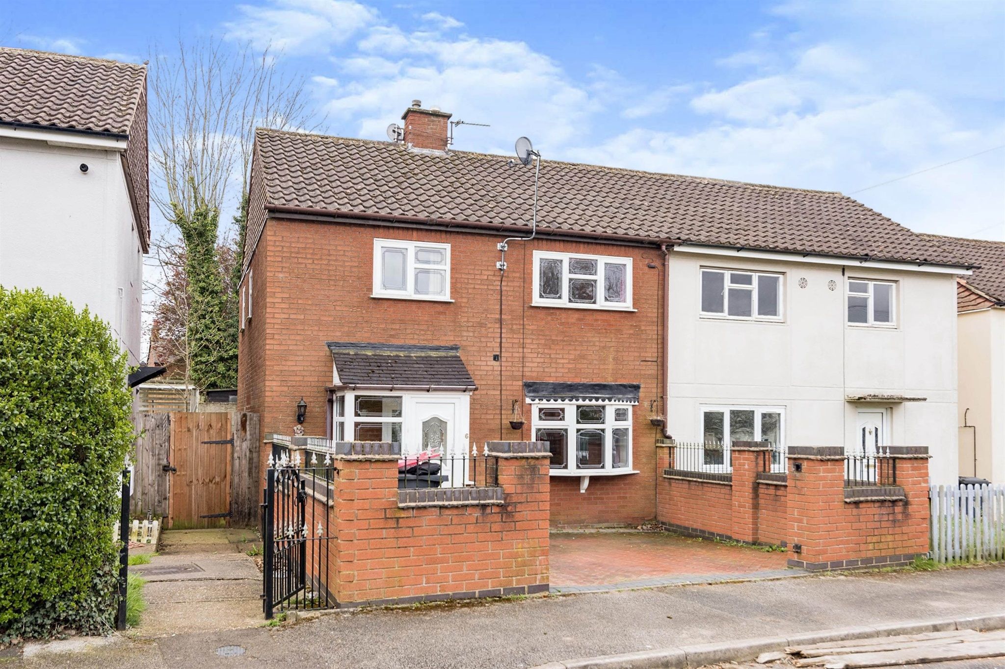 3 bed semidetached house for sale in Elm Grove, Hurley, Atherstone CV9