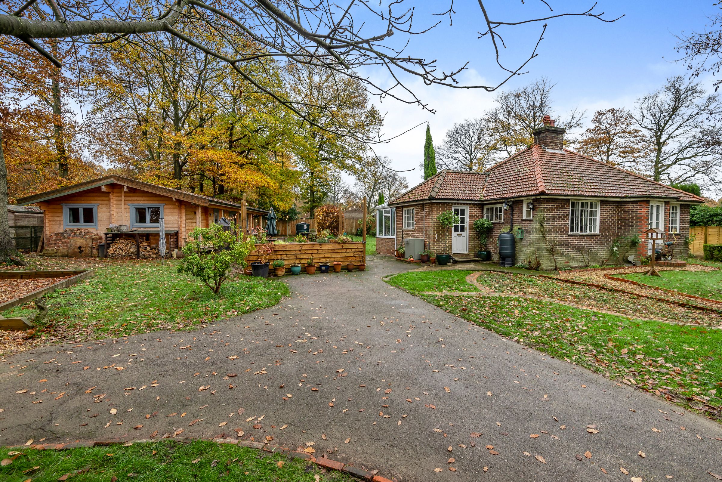 6 bed bungalow for sale in Walliswood, Surrey RH5 Zoopla
