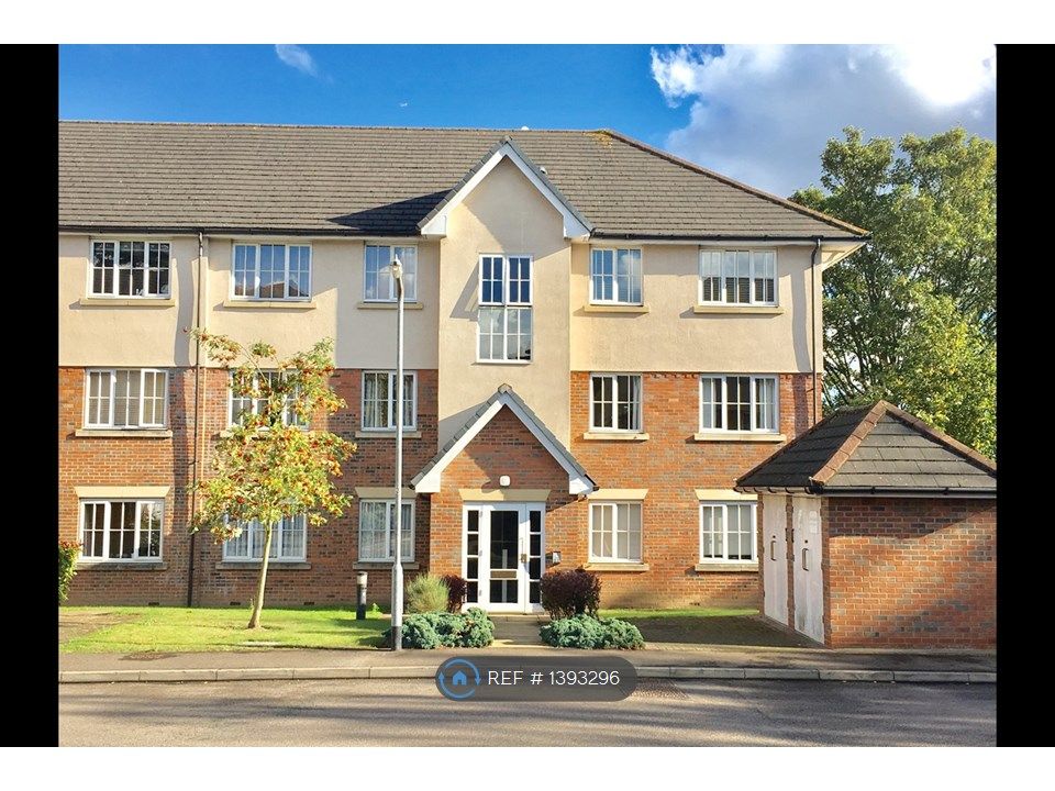 2 bed flat to rent in Addison Court, Epping CM16 Zoopla