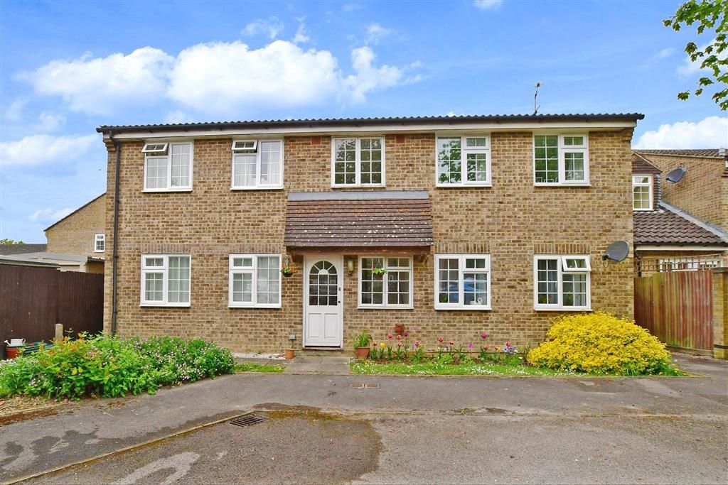 1 bed flat for sale in The Oaks, Southwater, Horsham, West Sussex RH13