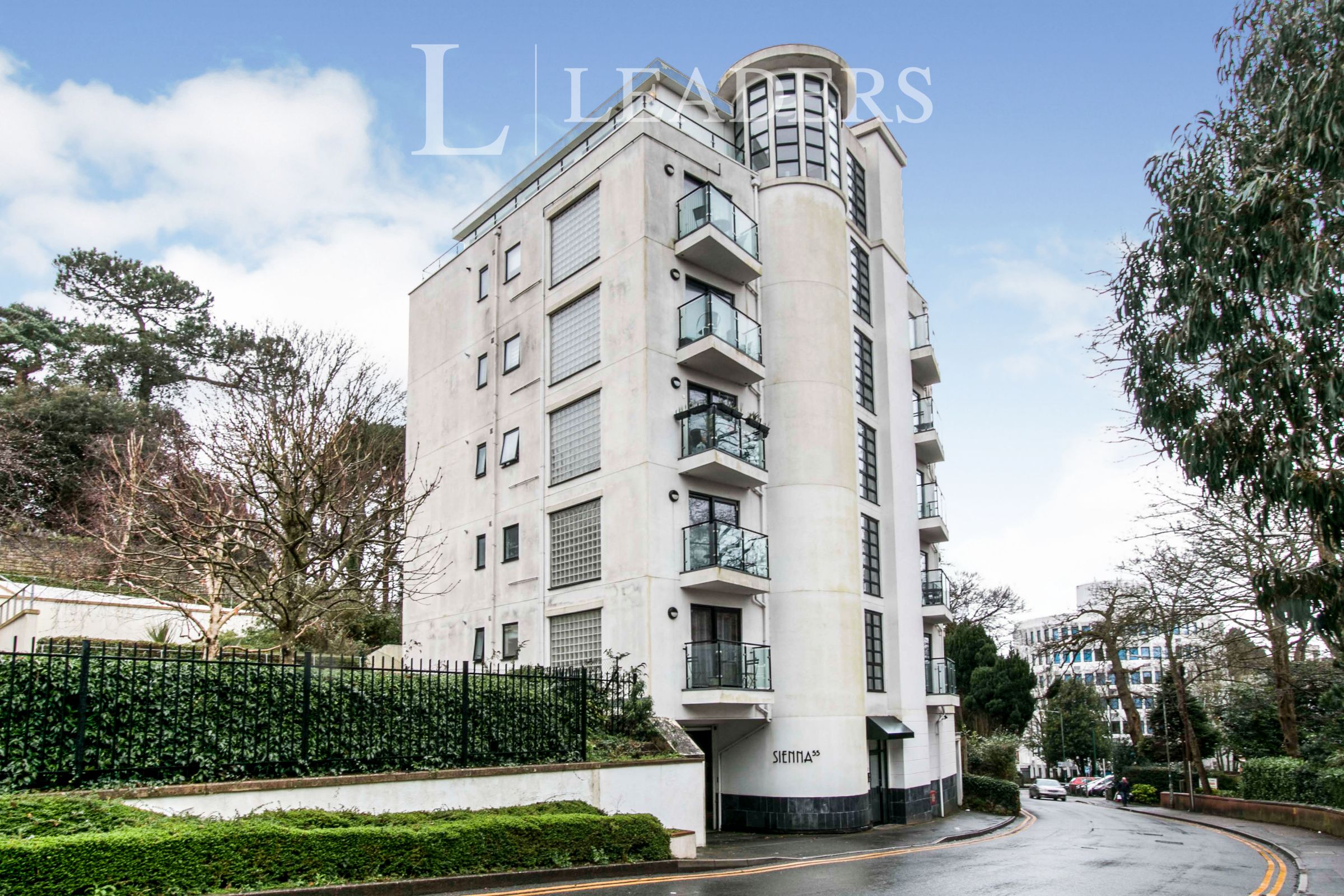 2 bed flat to rent in St. Peters Road, Bournemouth BH1 Zoopla