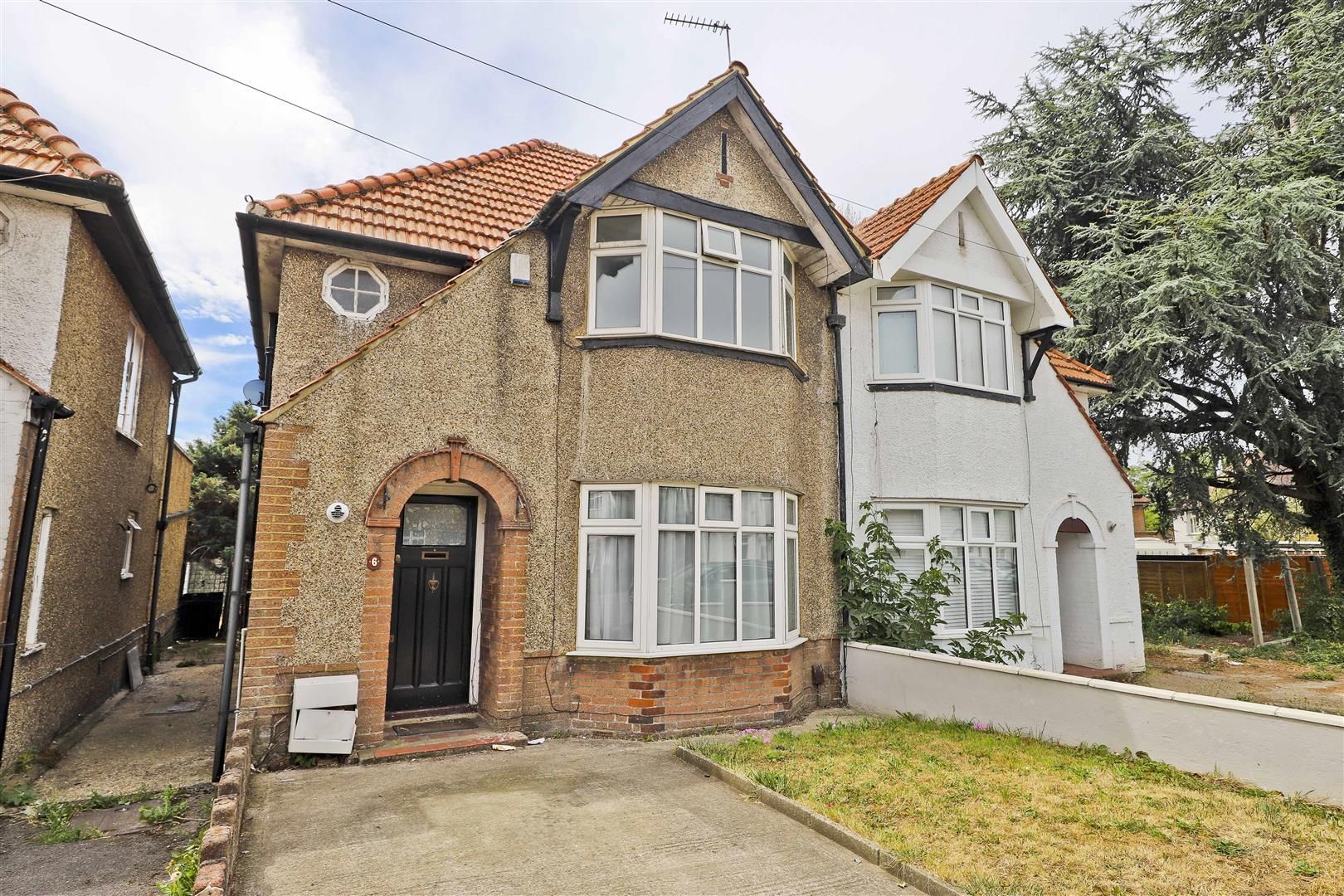 3 bed semidetached house for sale in Thornton Avenue, West Drayton UB7