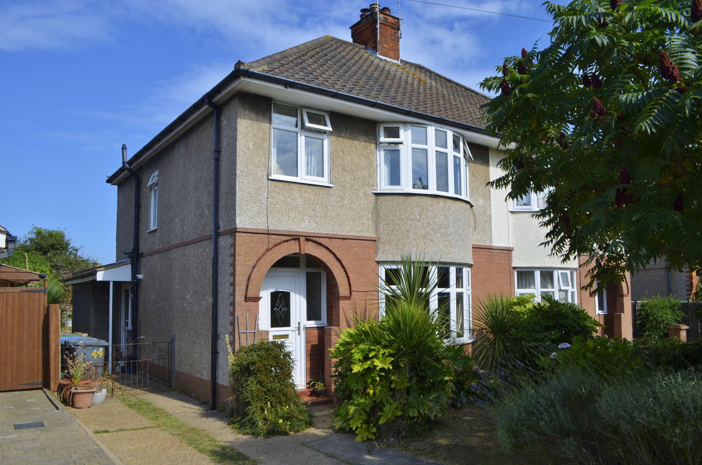 3 bed semidetached house for sale in Exeter Road, Felixstowe IP11 Zoopla
