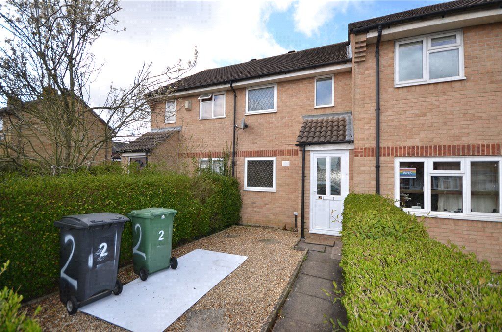 2 bed terraced house for sale in Paddock Walk, Basingstoke, Hampshire