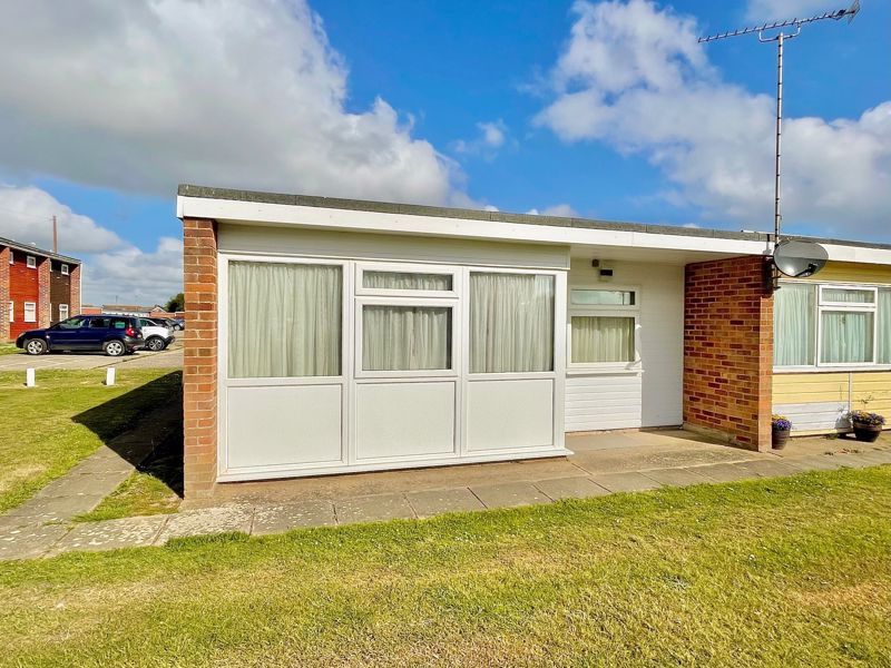 2 bed property for sale in Beach Road, Scratby, Great Yarmouth NR29