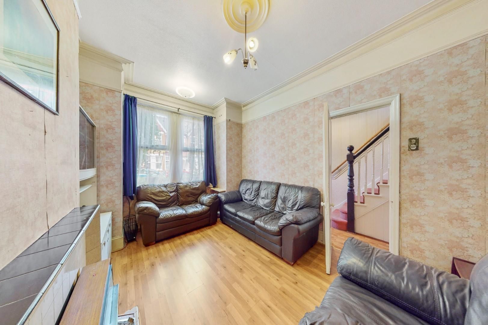 3 bed property for sale in Windermere Road, London W5 Zoopla