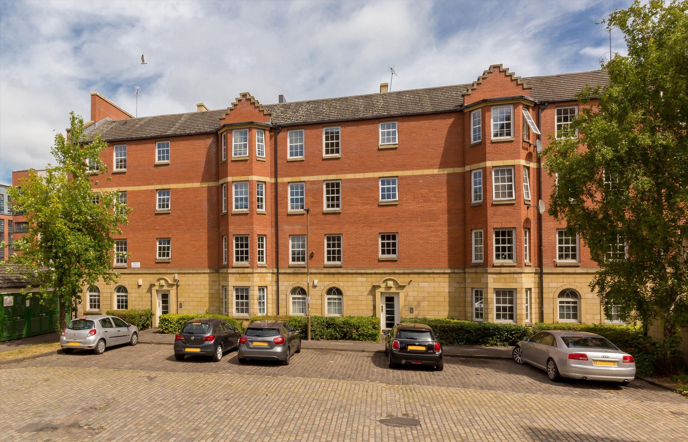 Property for sale in Fox Street, Edinburgh EH6 Zoopla