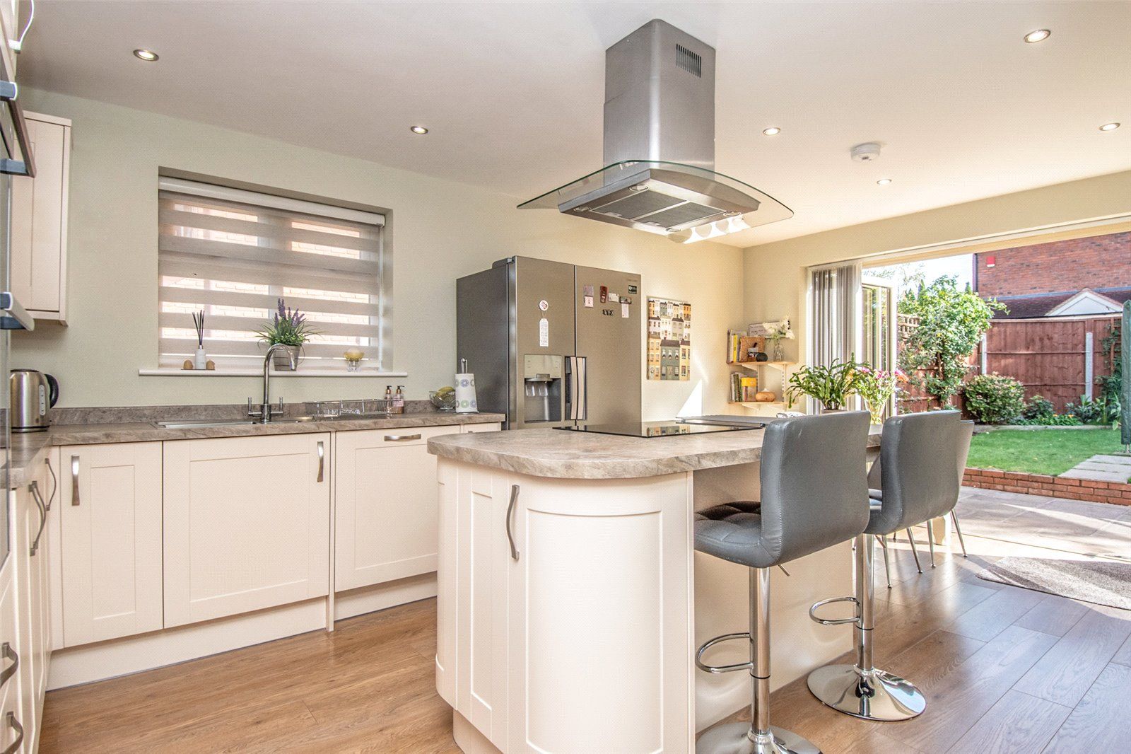 3 bed bungalow for sale in Worcester Road, Stoke Heath, Bromsgrove