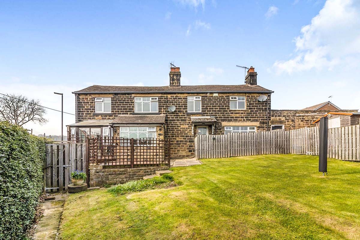 6 bed detached house for sale in Burncross Road, Burncross, Sheffield