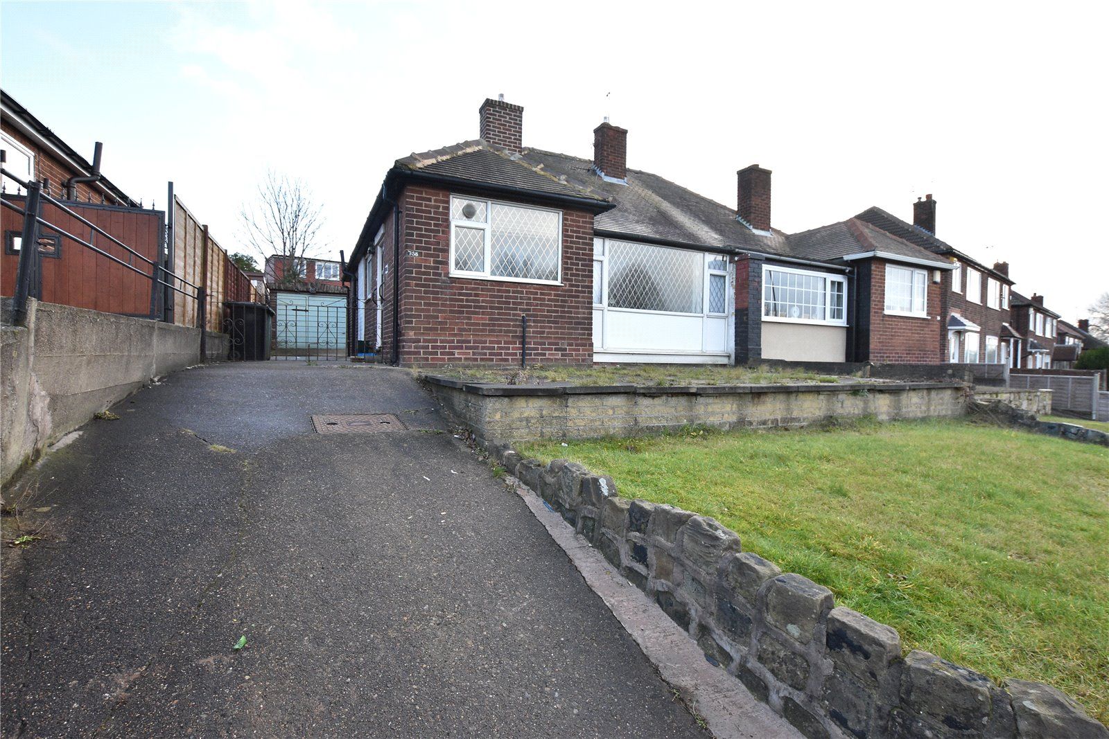 2 bed bungalow for sale in York Road, Leeds, West Yorkshire LS14 Zoopla