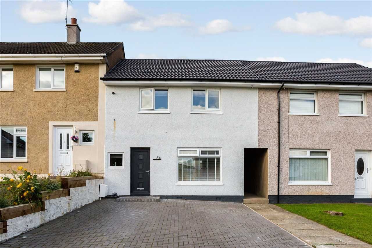 2 bed terraced house for sale in Abercromby Crescent, Calderwood, East