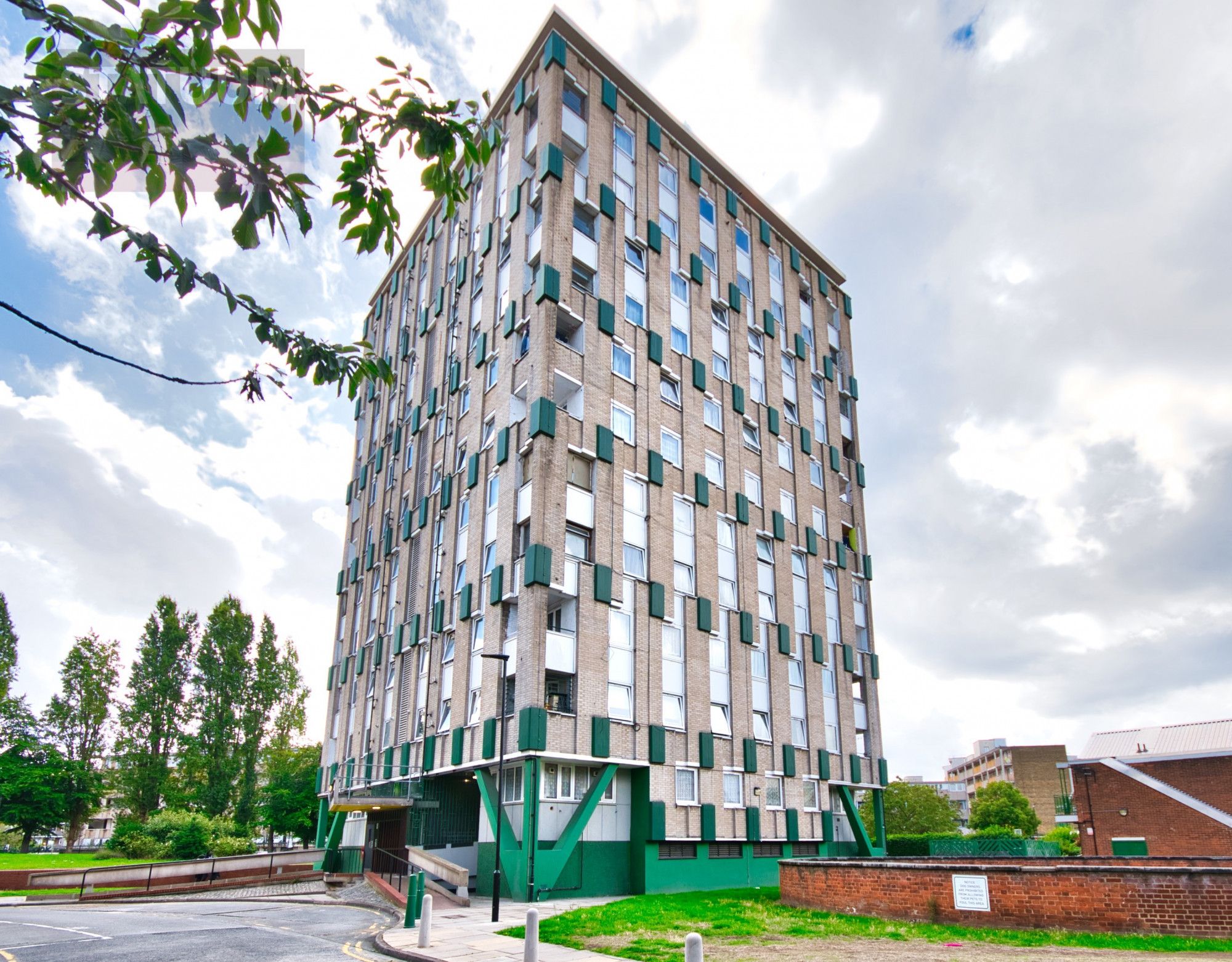 2 bed flat for sale in Mace Street, Bethnal Green, Victoria Park