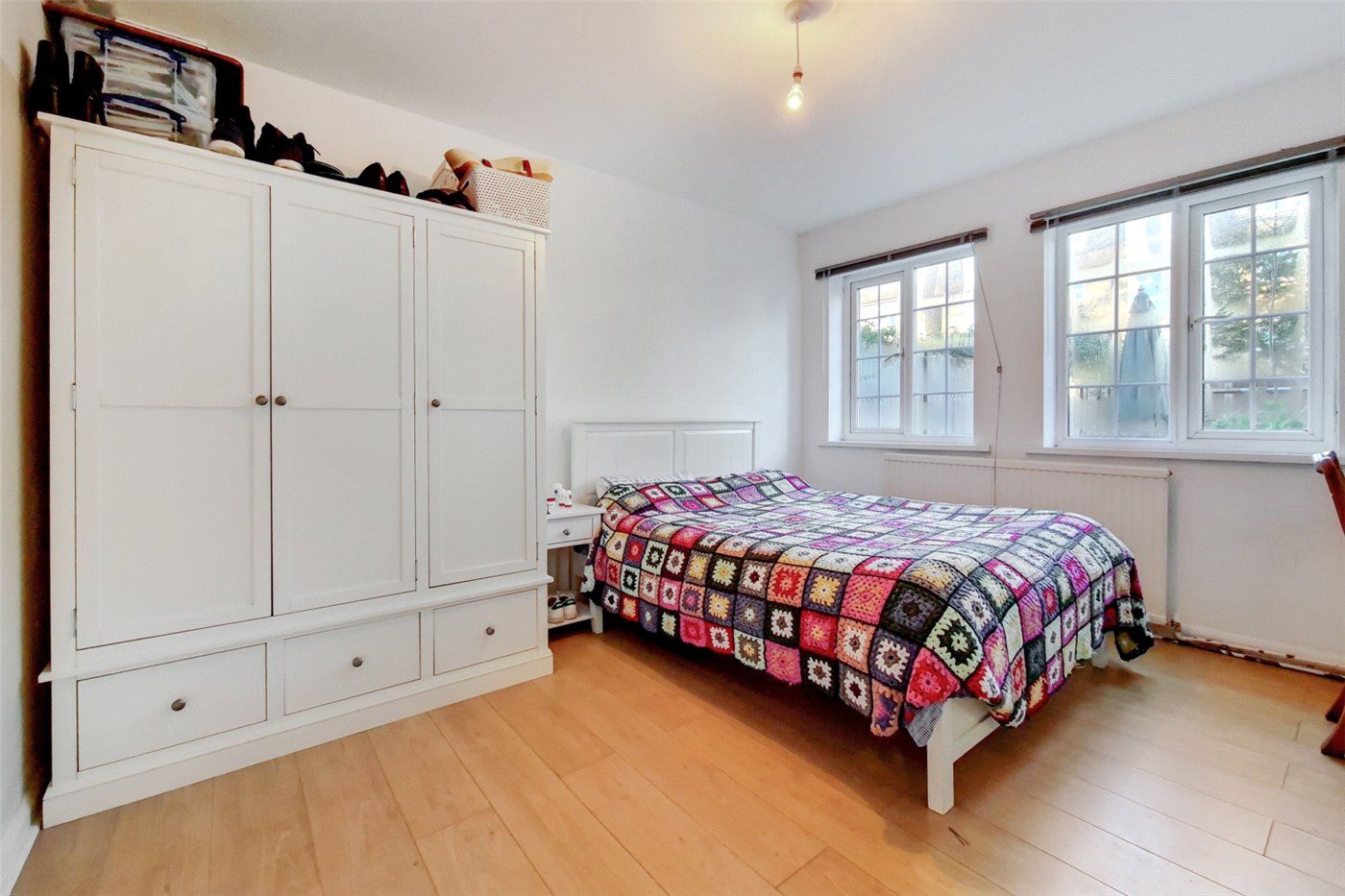 2 bed flat for sale in South Bank, Surbiton KT6 Zoopla