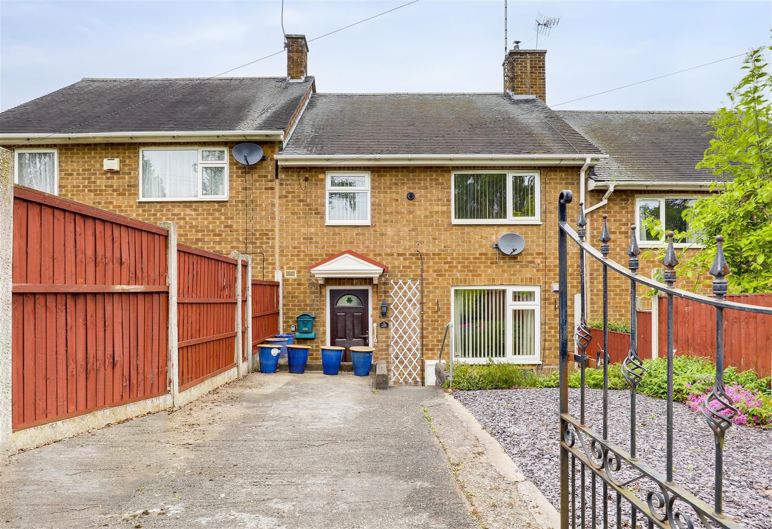 3 bed terraced house for sale in Arnold Road, Bestwood, Nottinghamshire