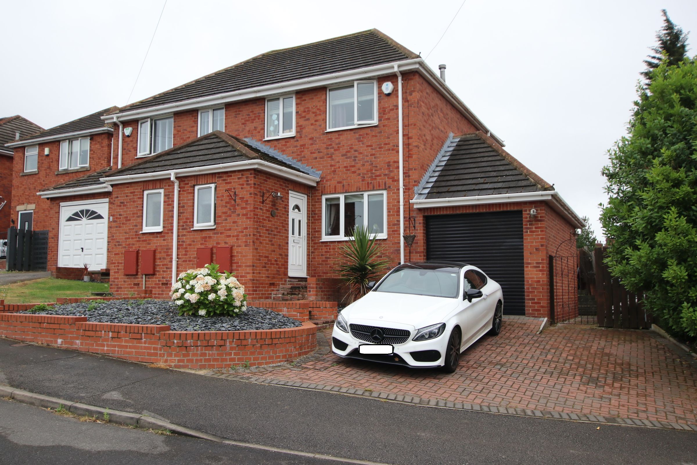 3 bed semidetached house for sale in Crown Well Hill, Ardsley