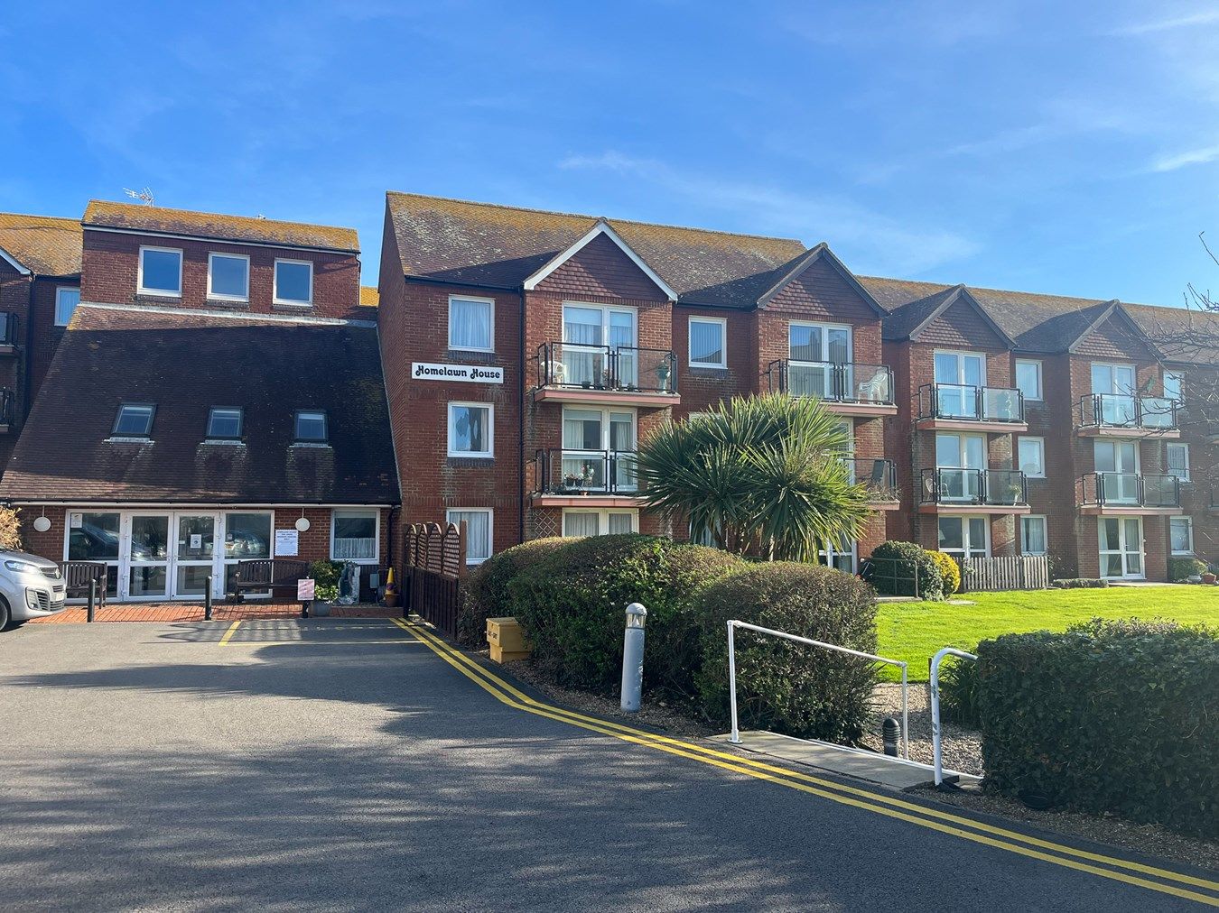 2 bed property for sale in Brookfield Road, BexhillOnSea TN40 Zoopla