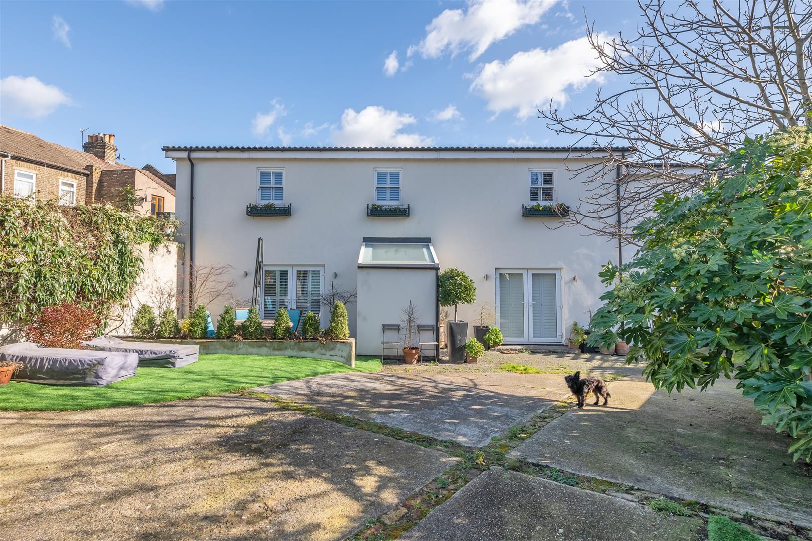 2 bed detached house for sale in Myrtle Road, London E17 Zoopla