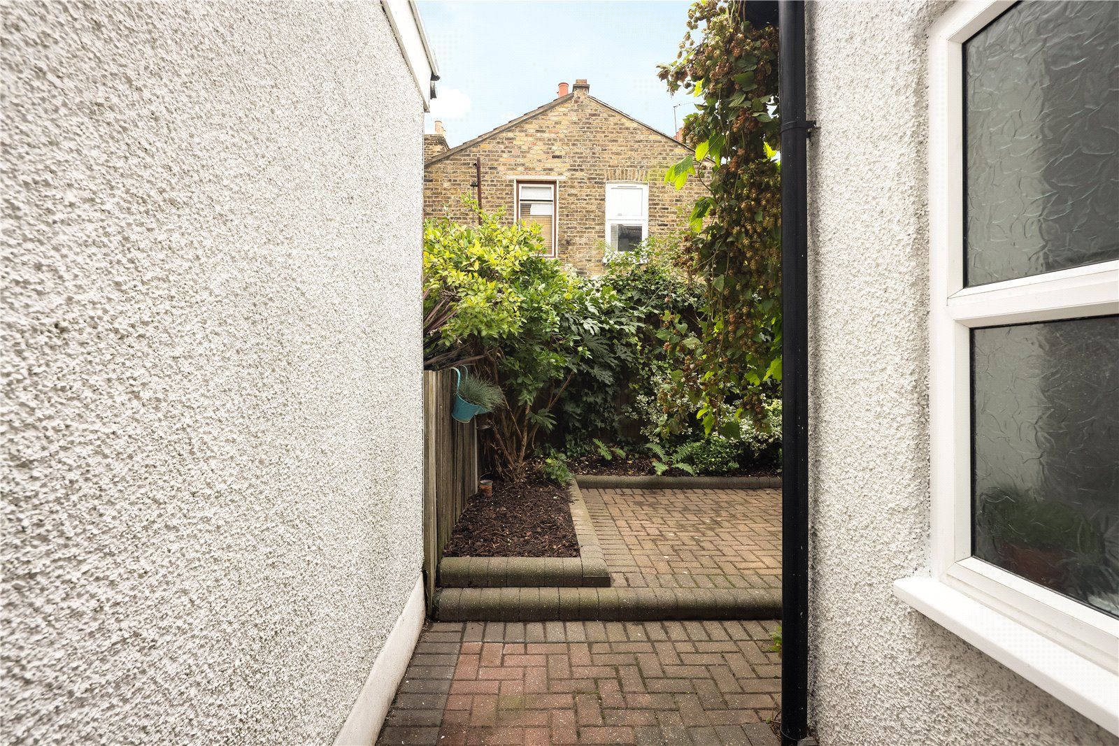 2 bed terraced house for sale in White Road, Stratford, London E15 Zoopla