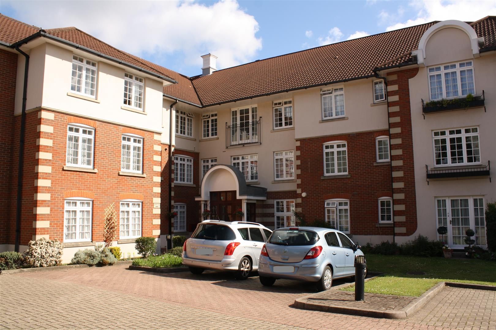 2 bed flat for sale in Everard Court, Palmers Green, London N13 Zoopla