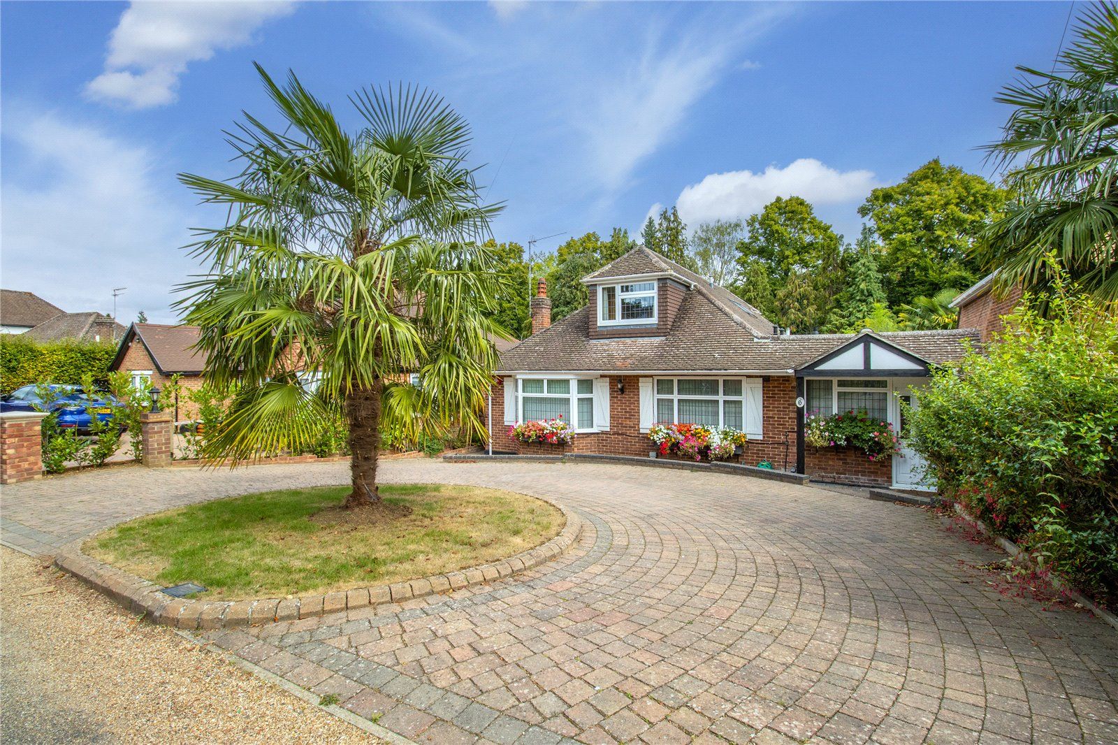 3 bed bungalow for sale in Links Drive, Radlett, Hertfordshire WD7 Zoopla