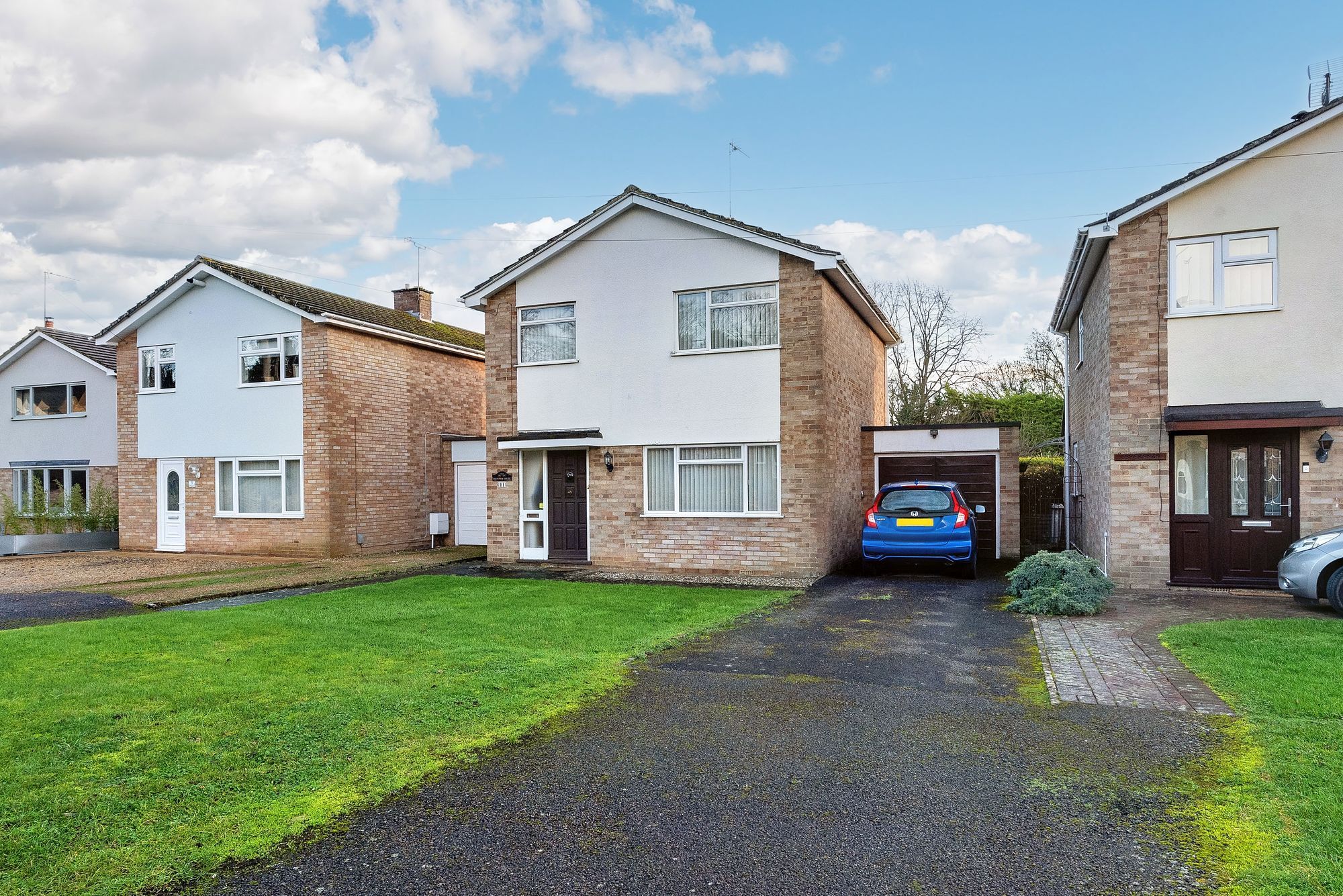 3 bed detached house for sale in Ducklington Lane, Witney OX28 Zoopla