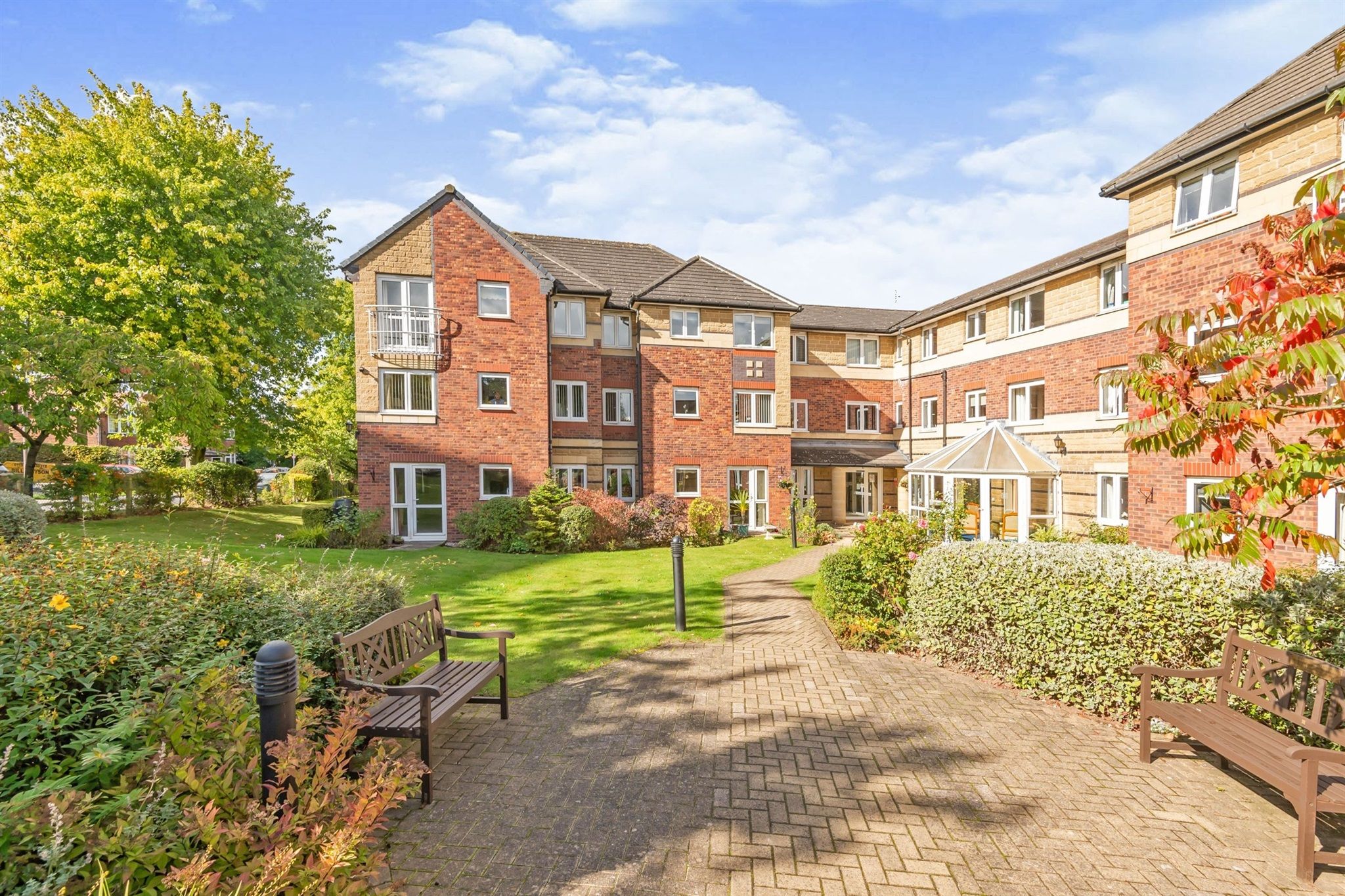 1 bed property for sale in Primley Park View, Alwoodley, Leeds LS17