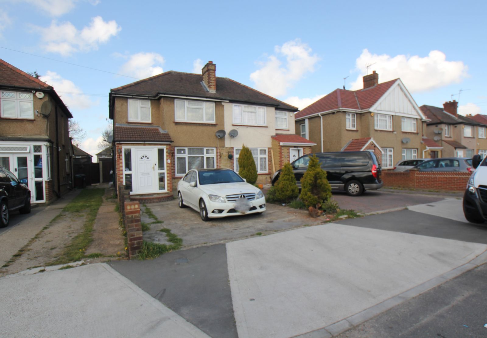 3 bed semidetached house to rent in Moray Avenue, Hayes UB3 Zoopla