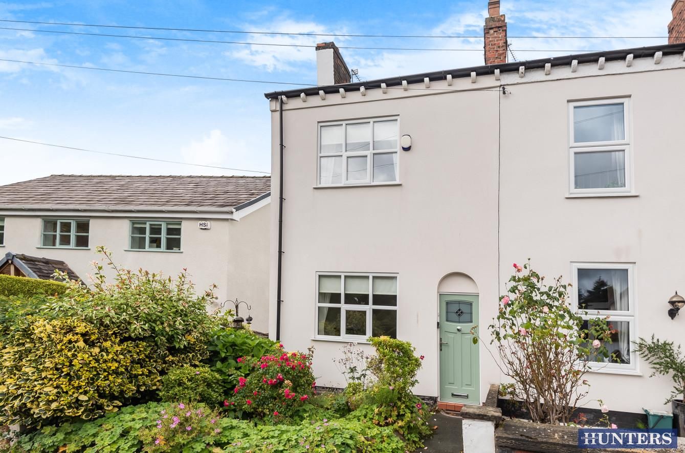 2 bed terraced house to rent in Roe Green, Worsley, Manchester, Greater