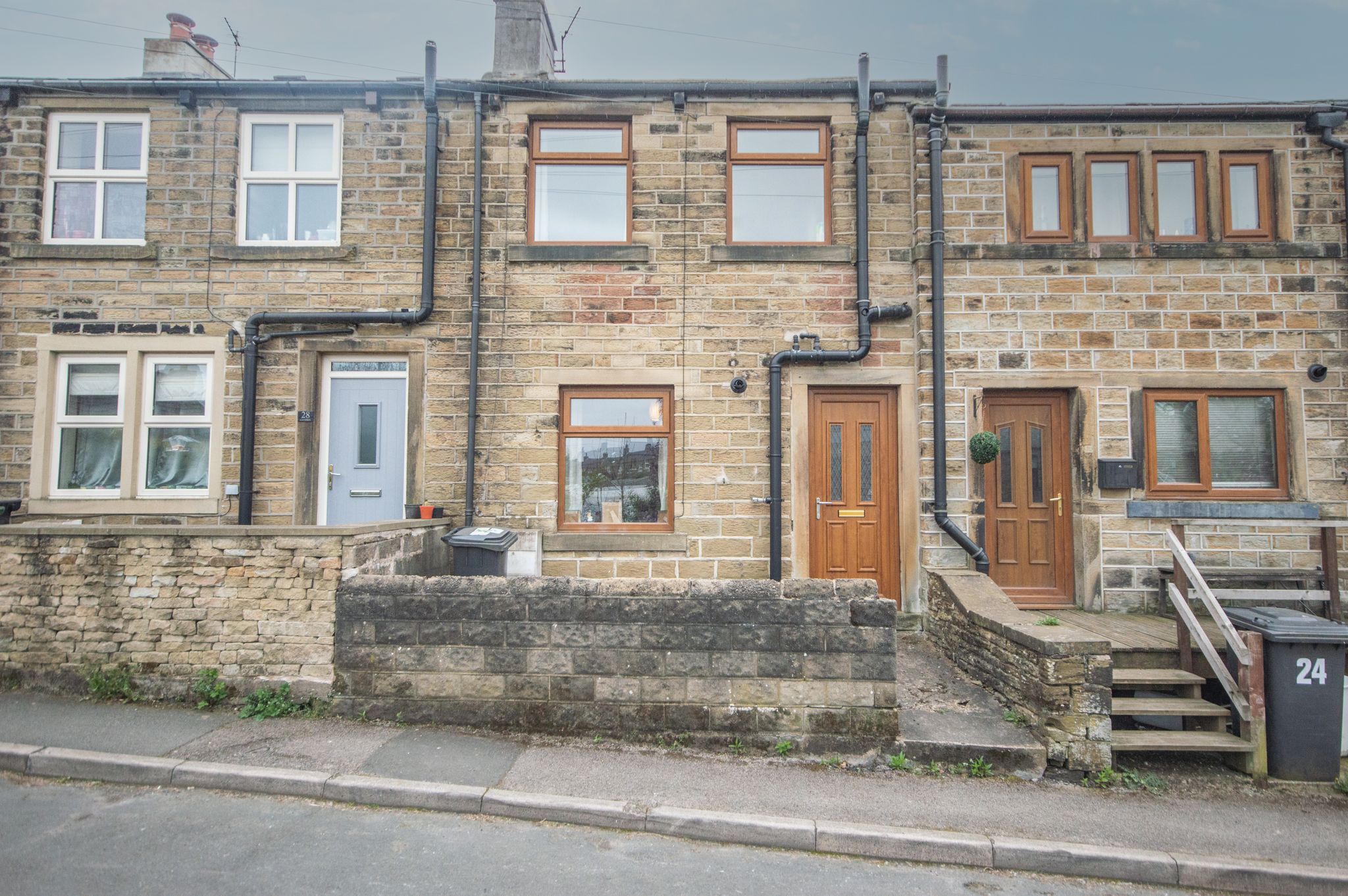 2 bed terraced house for sale in Elm Street, Skelmanthorpe