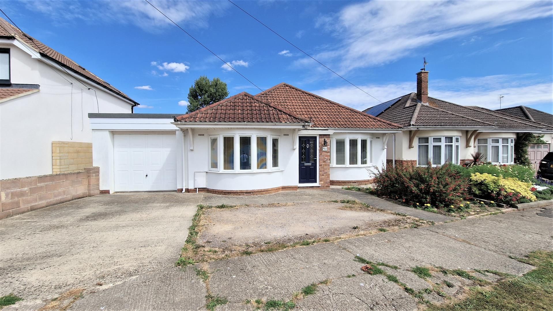 3 bed detached bungalow for sale in Rowden Road, Chippenham SN15 Zoopla