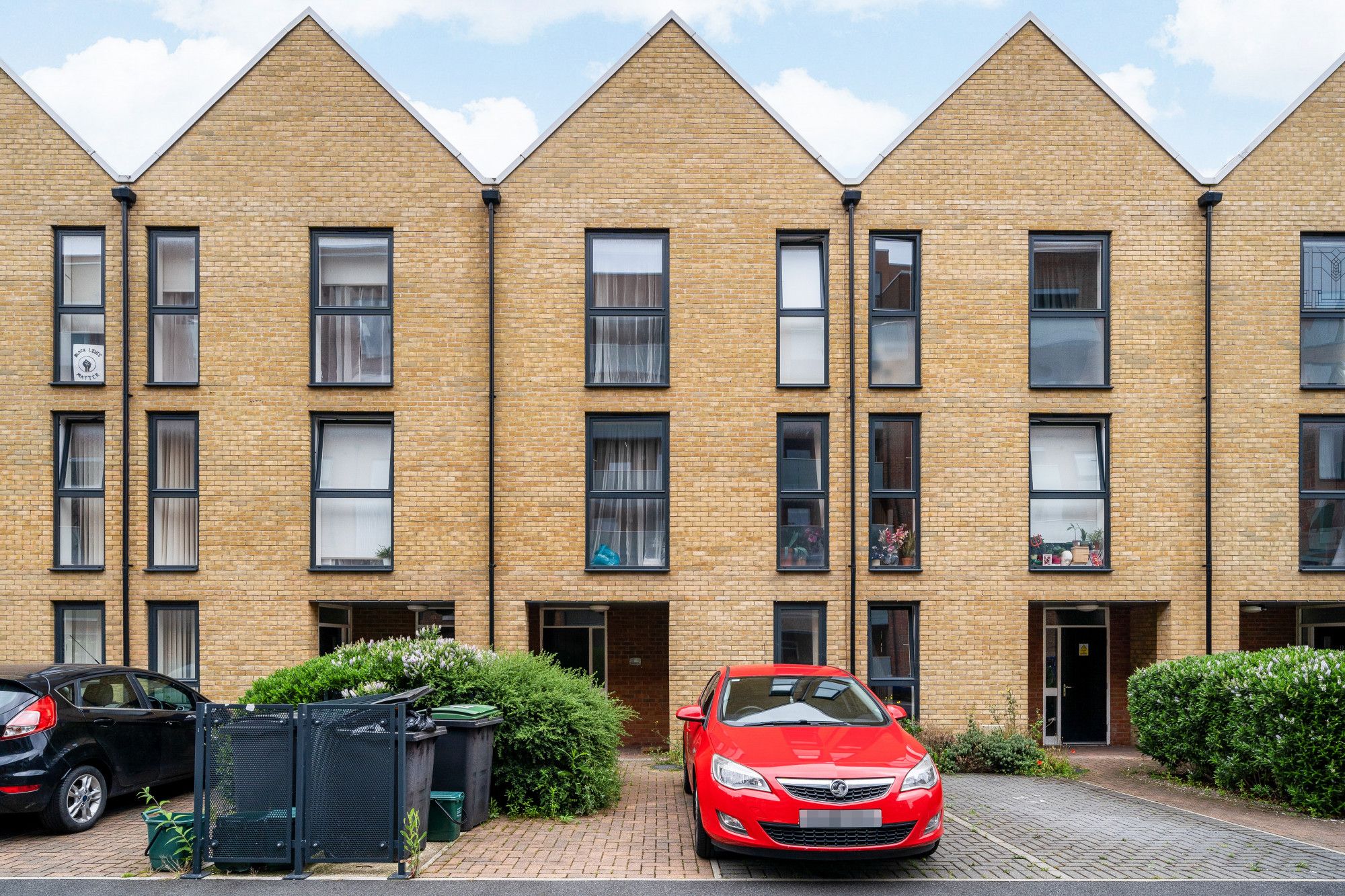 4 bed terraced house to rent in Bathurst Square, London N15 Zoopla