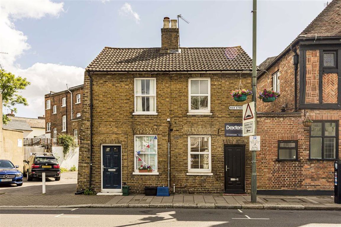 1 bed property for sale in High Street, Hampton Wick, Kingston Upon