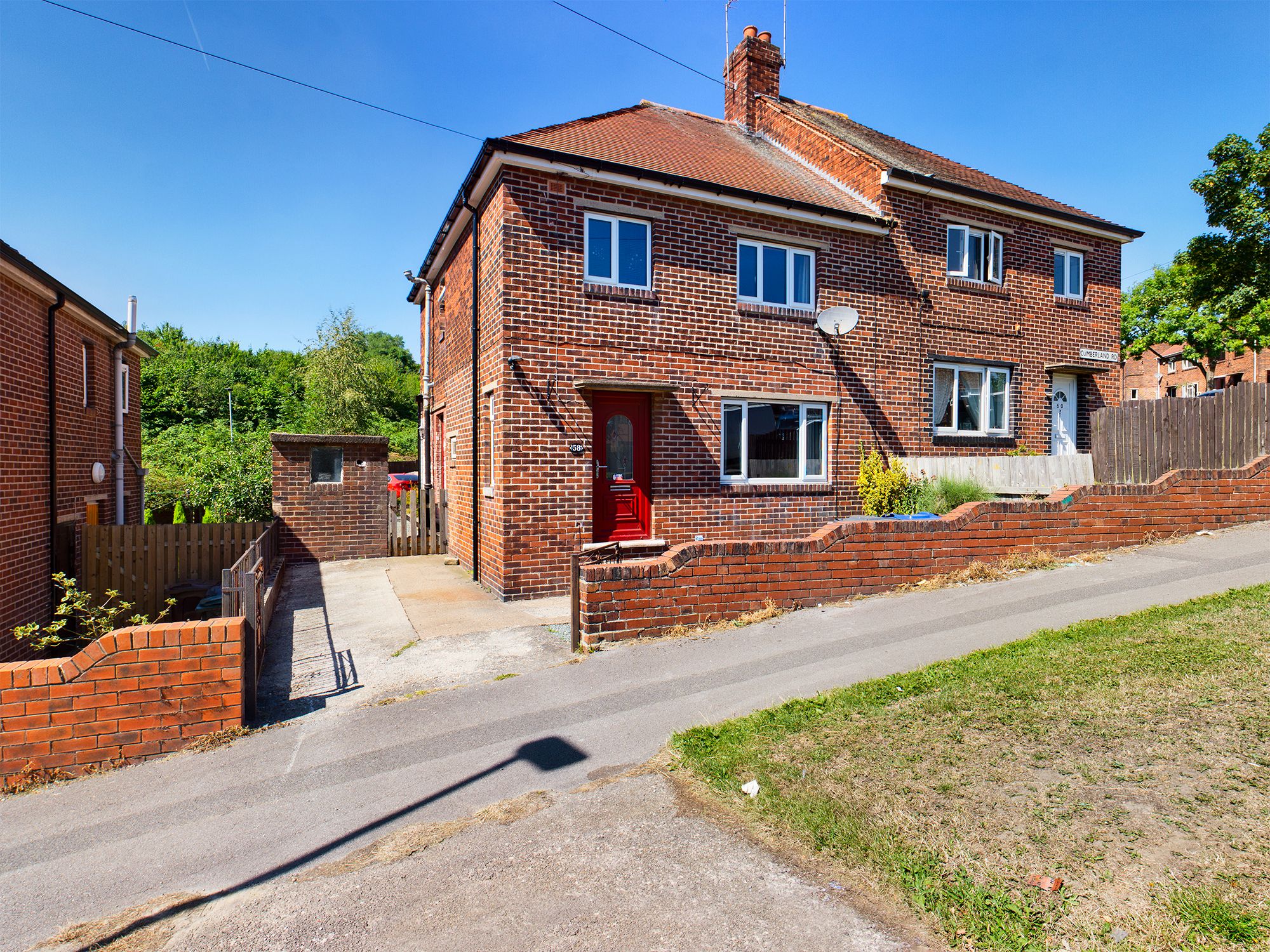 3 bed semidetached house for sale in Cumberland Road, Hoyland