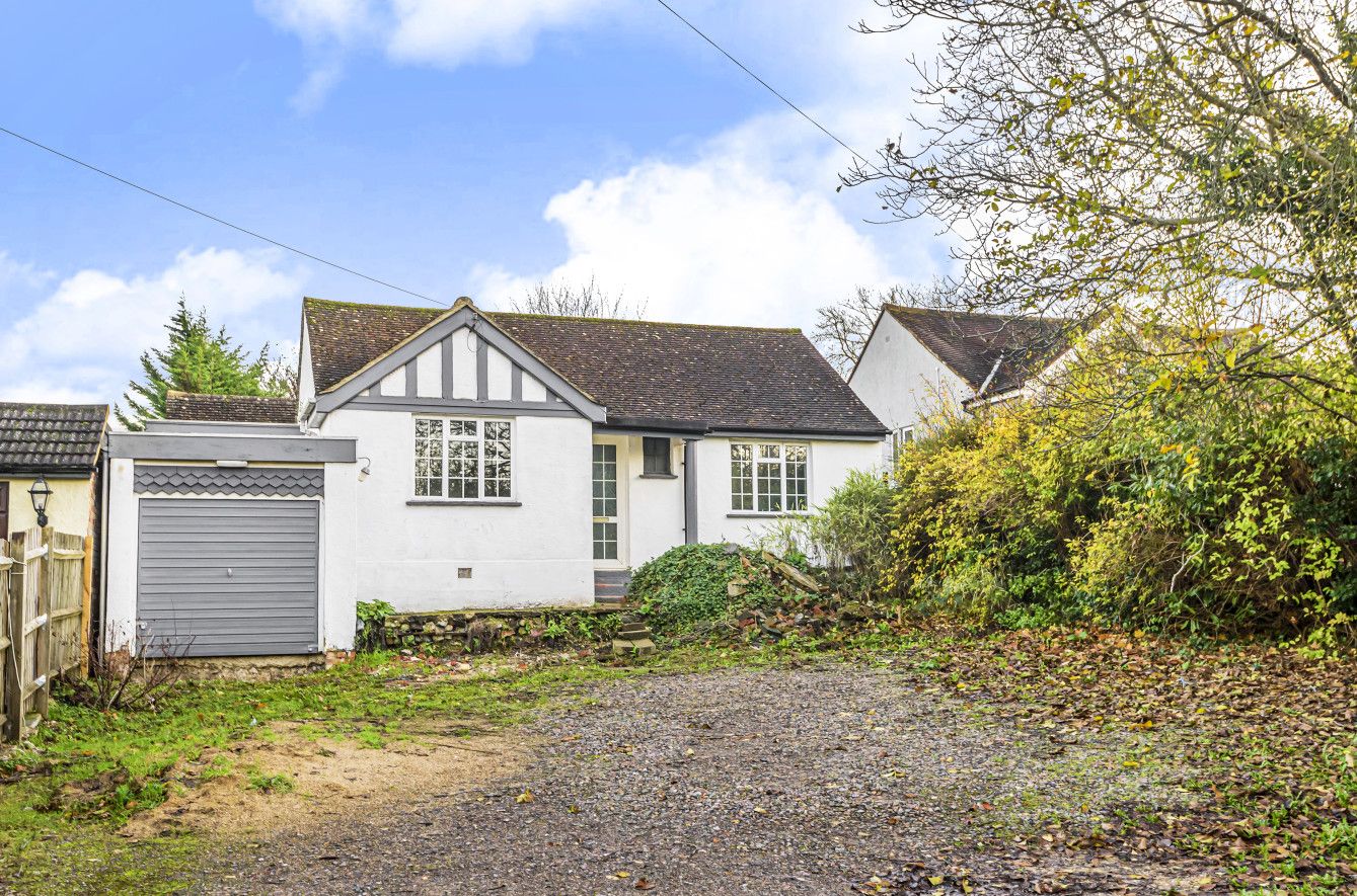 2 bed bungalow for sale in Leaves Green Road, Keston, Kent BR2 Zoopla