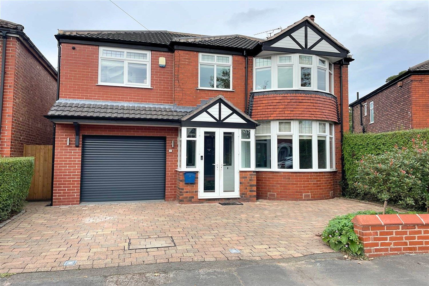 4 bed detached house for sale in Chestnut Drive, Sale M33 Zoopla