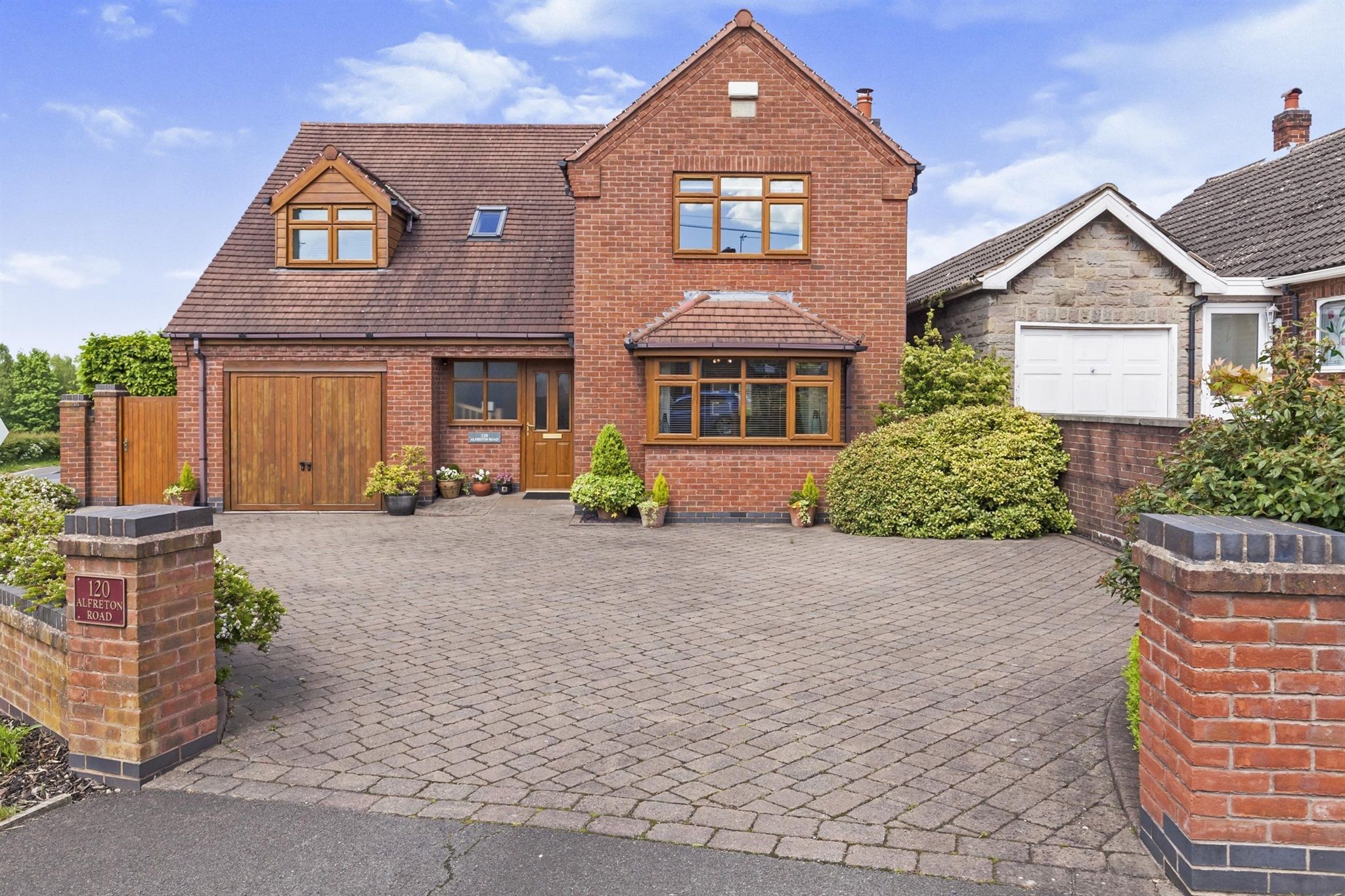 4 bed detached house for sale in Alfreton Road, Underwood, Nottingham