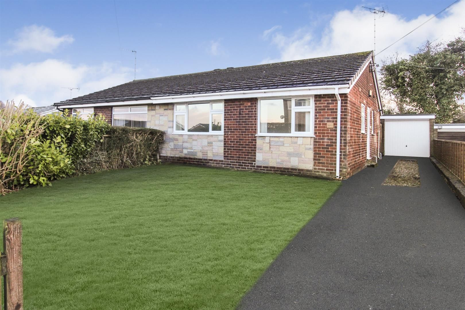 2 bed semidetached bungalow for sale in Crogen, Chirk, Wrexham LL14