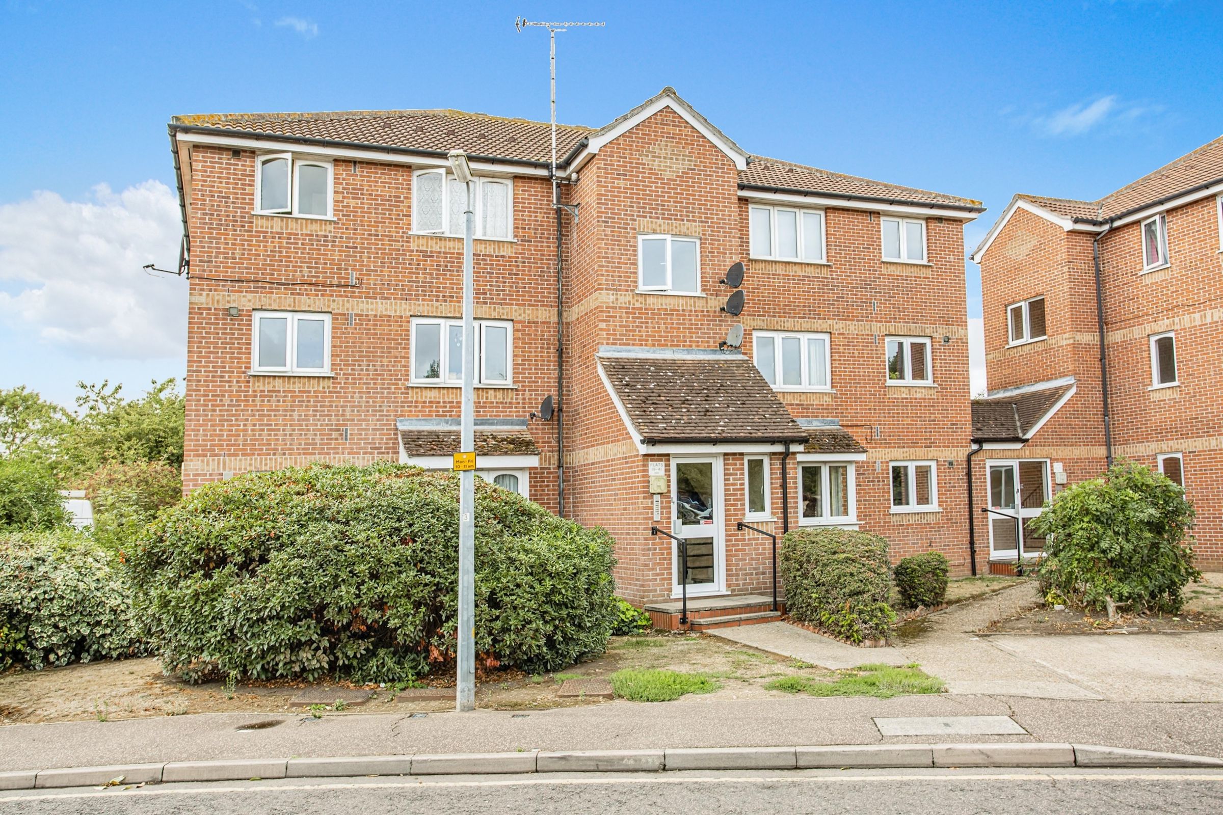 1 bed flat for sale in Lesney Gardens, Rochford, Essex SS4 Zoopla