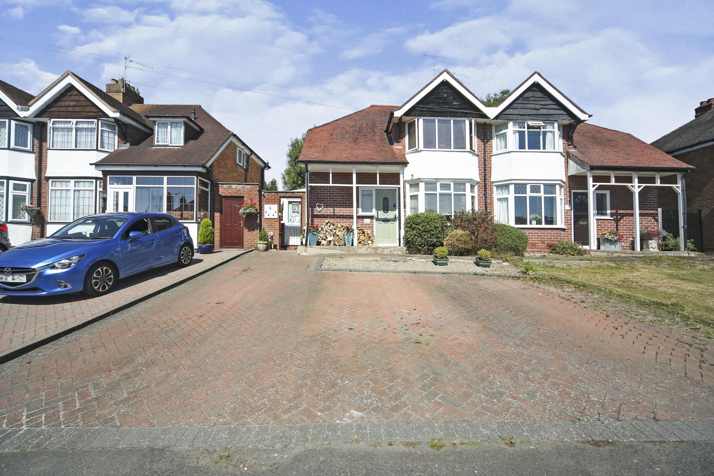 3 bed semidetached house for sale in The Meadway, Redditch B97 Zoopla