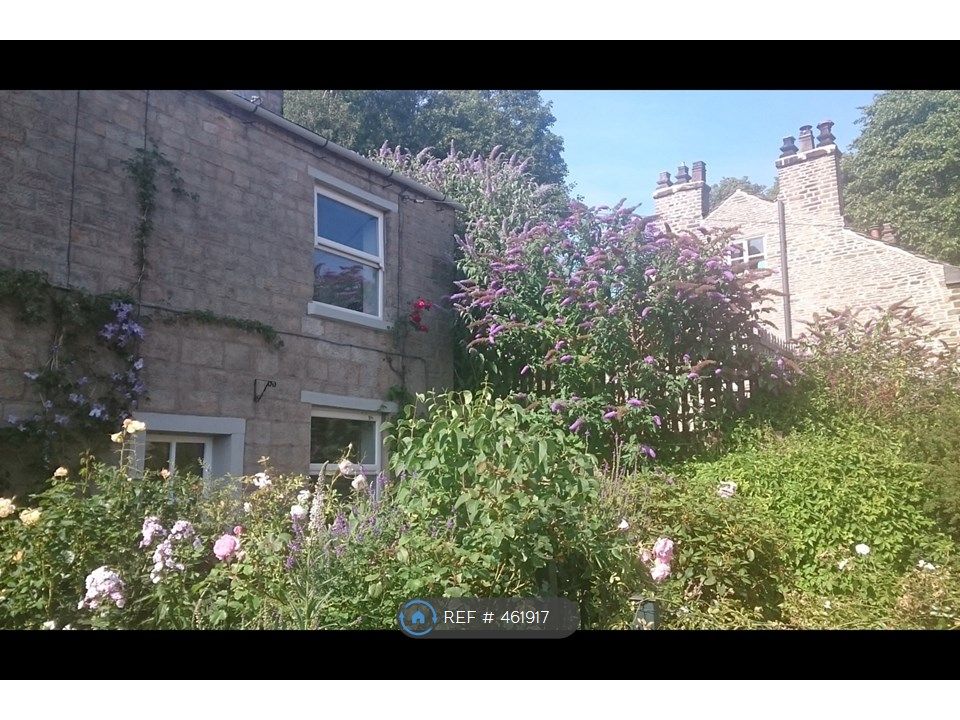 2 bed semidetached house to rent in Shrigley Road, Bollington SK10